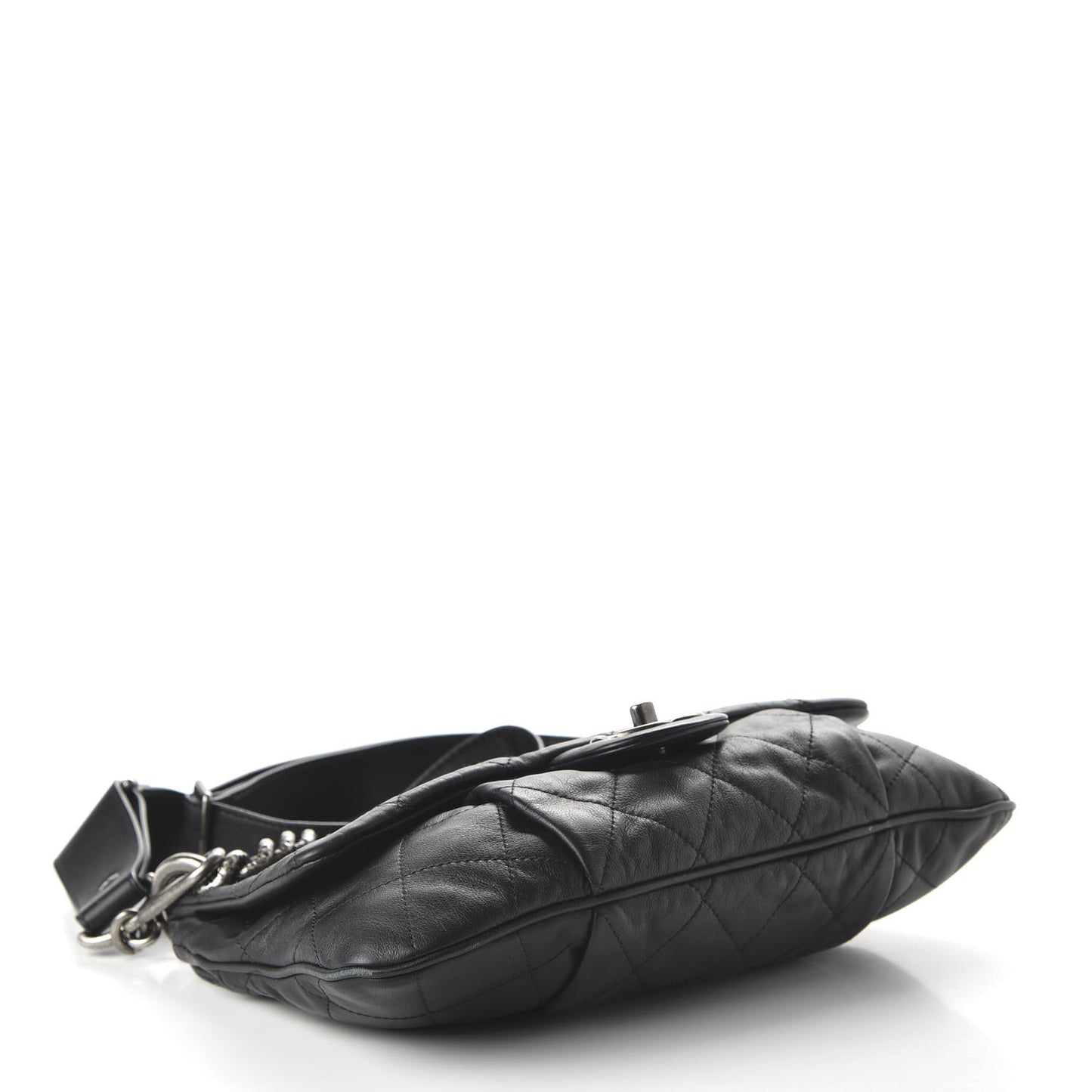Calfskin Coco Pleats Messenger Flap Black