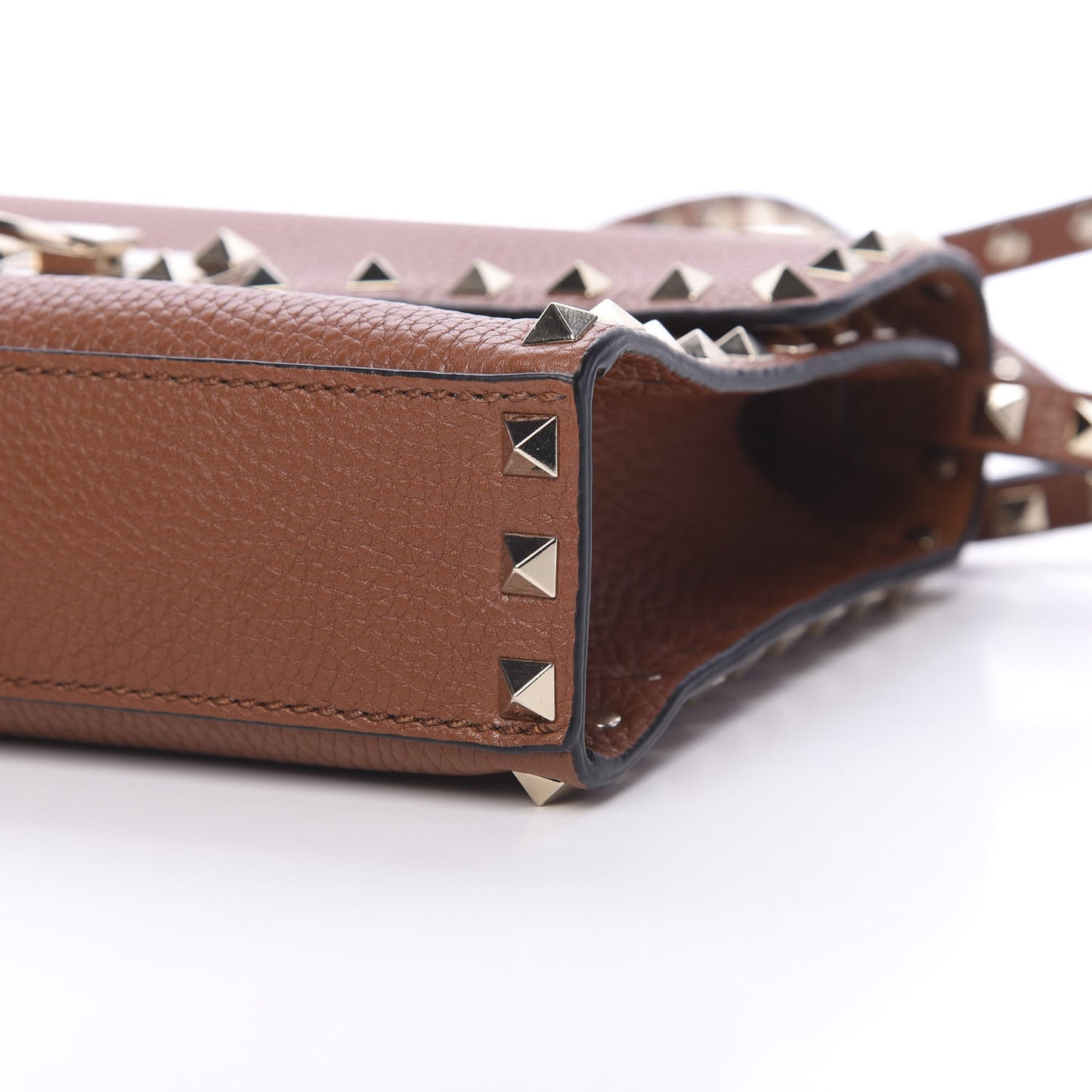 Pebbled Calfskin Medium Rockstud Flip Lock Crossbody Bag Saddle Brown