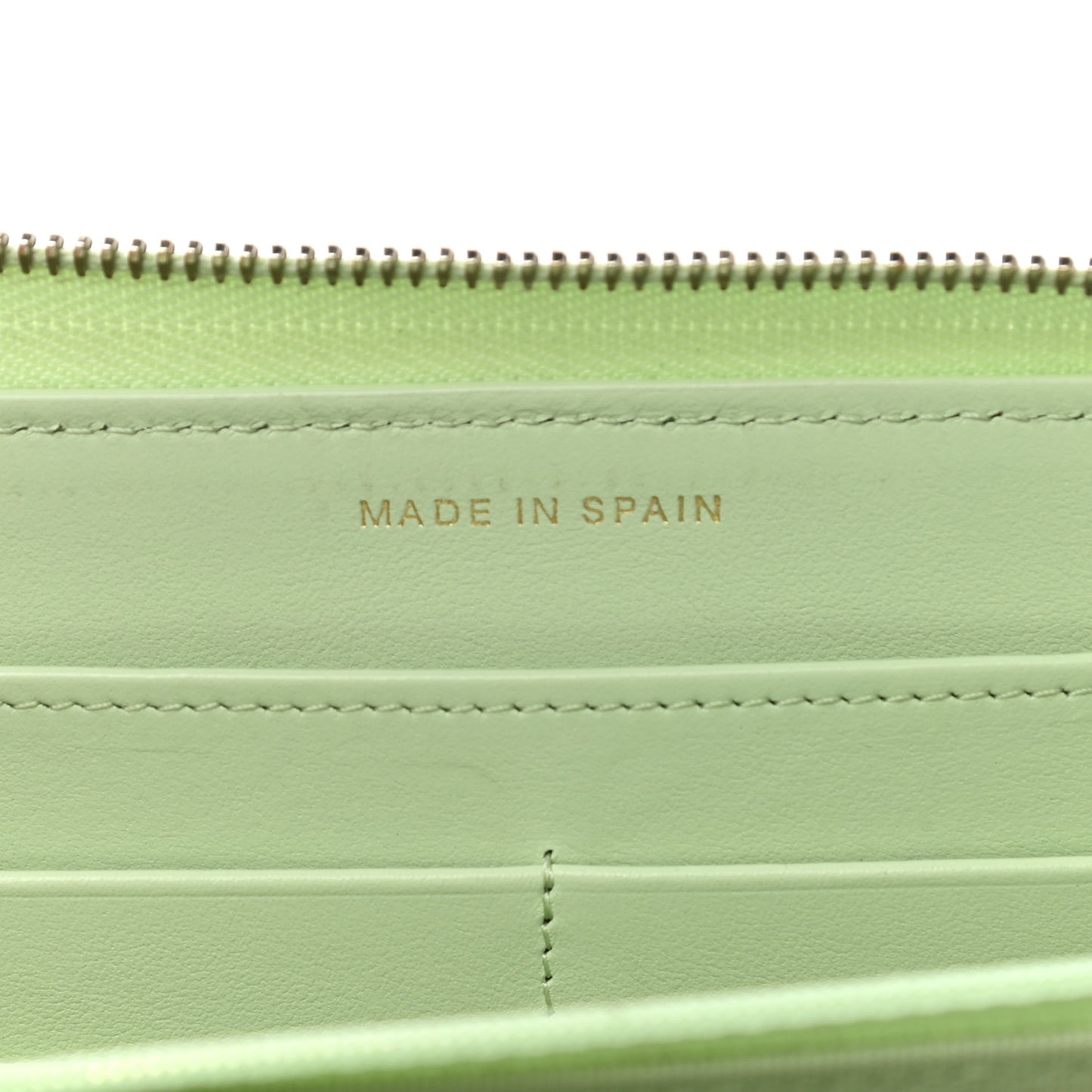 Caviar Quilted Large Gusset Zip Around Wallet Light Green