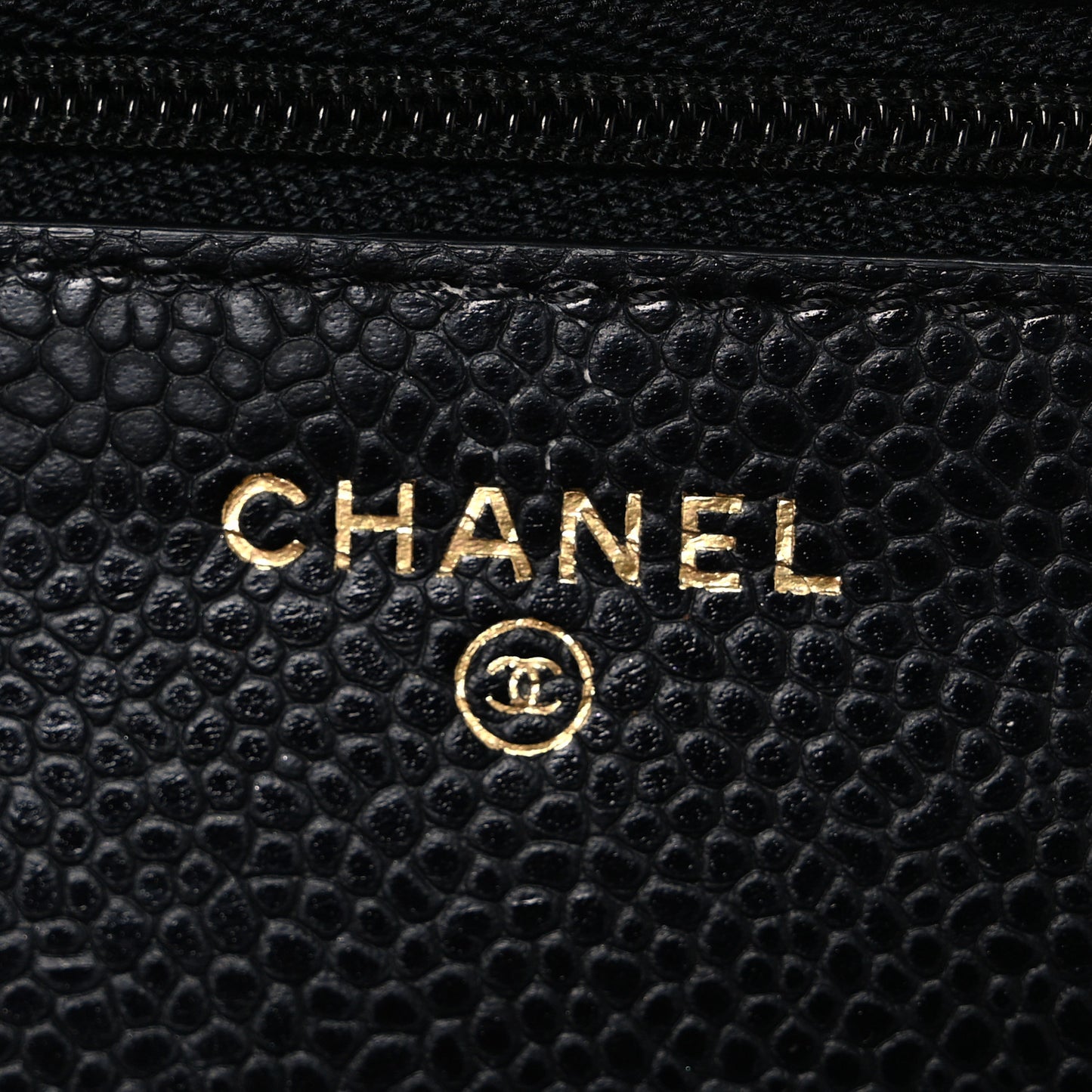 Caviar Quilted Wallet on Chain WOC Black
