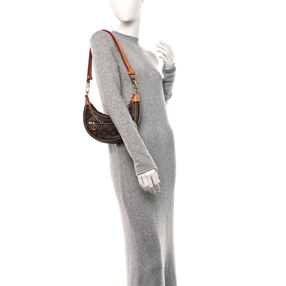 Louis Vuitton Monogram Loop 2 of 12