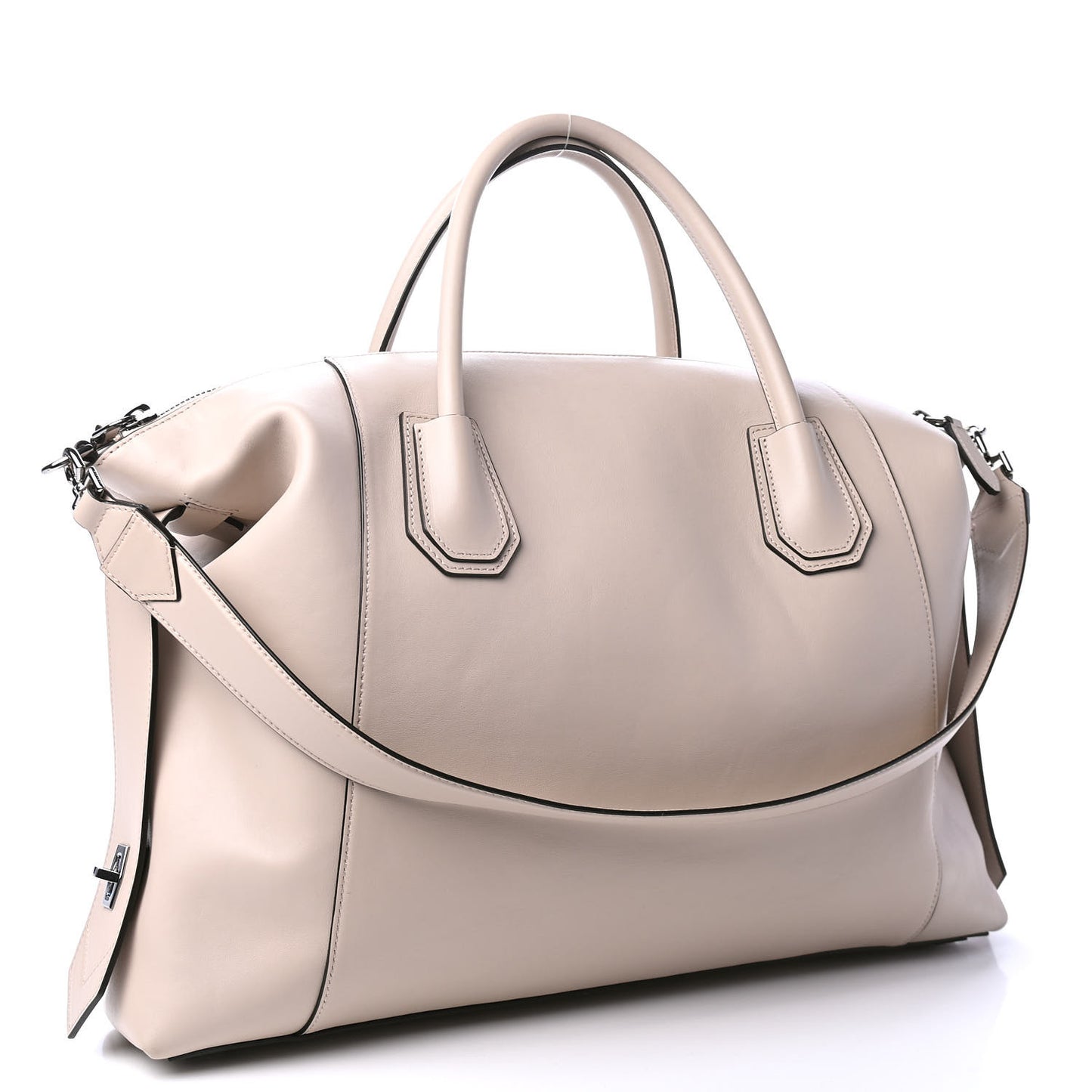 Soft Calfskin Medium Soft Antigona Dune