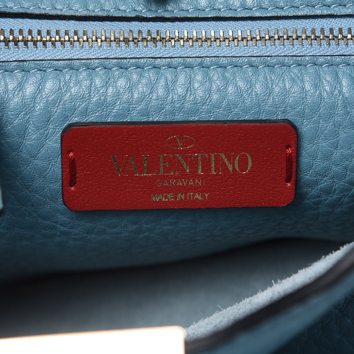 Pebbled Calfskin Mini Rockstud Flip-Lock Messenger Bag Atlantique