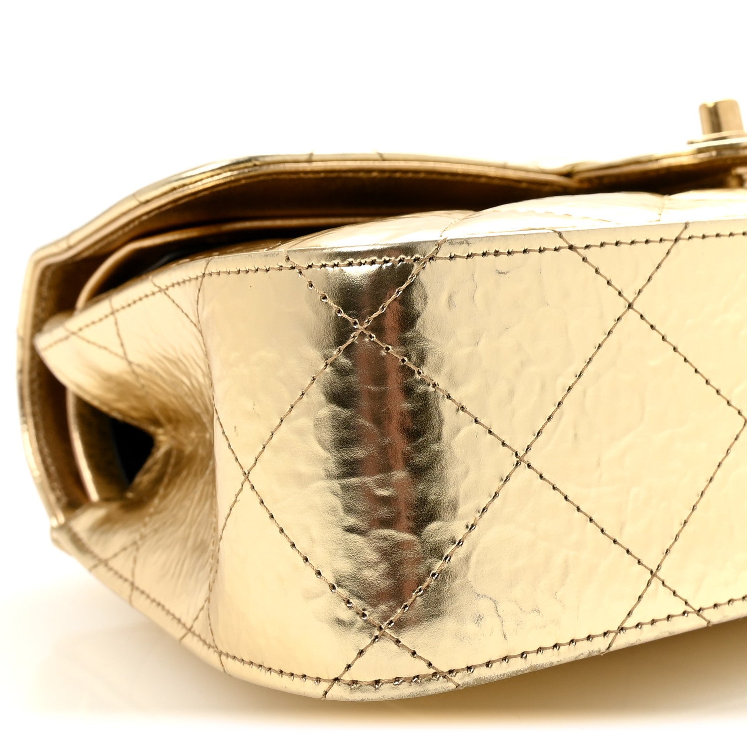 M*H様 CHANELノベルティ二つ折り財布ゴールド金具 Chanel Hammered Metallic Calfskin Quilted Small Double Flap Gold