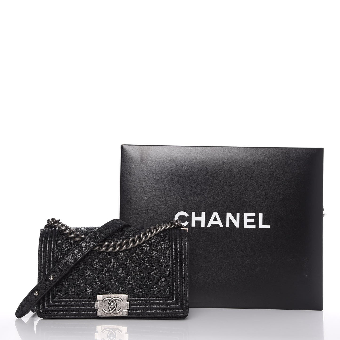 Caviar Quilted Medium Boy Flap Black