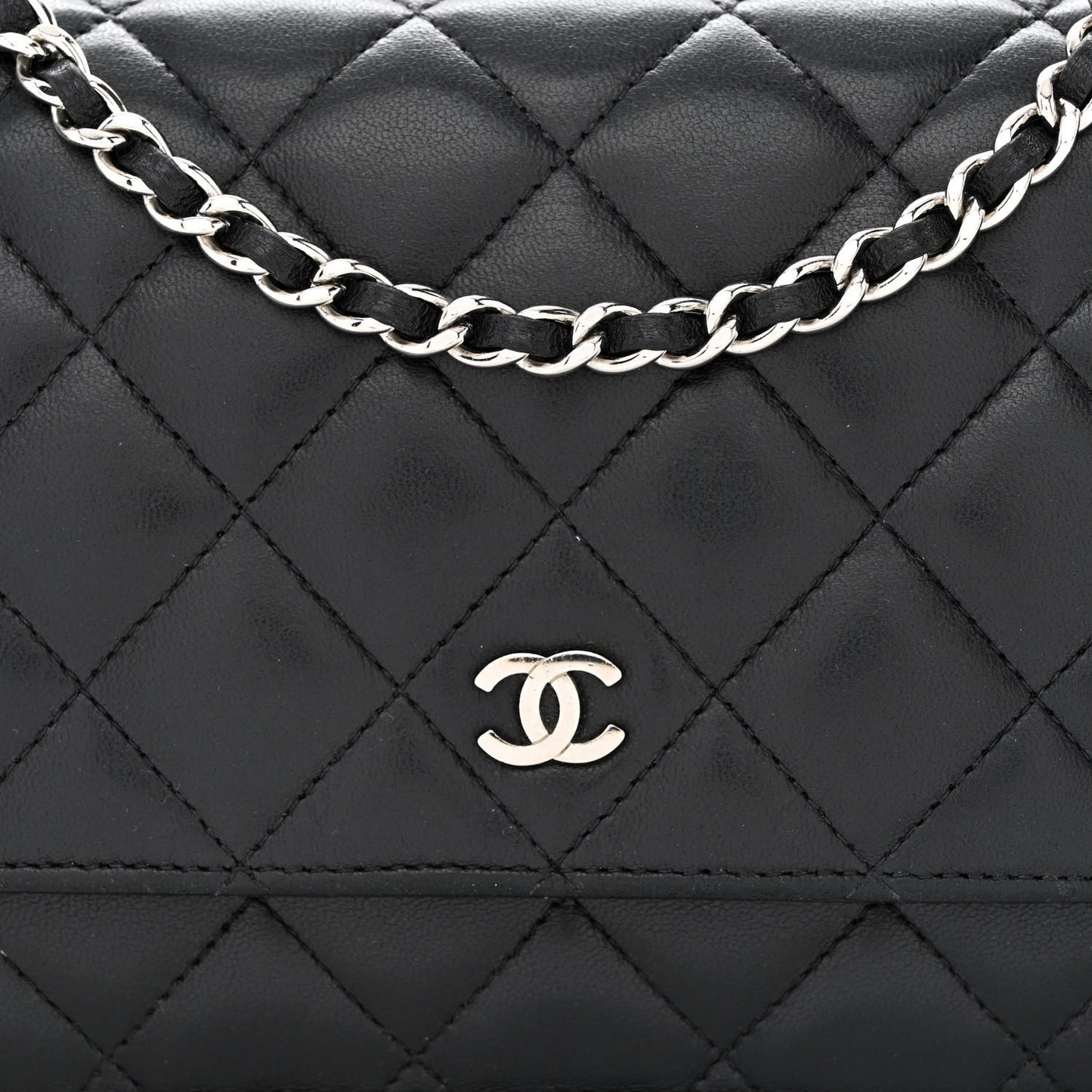 Lambskin Quilted Wallet On Chain WOC Black