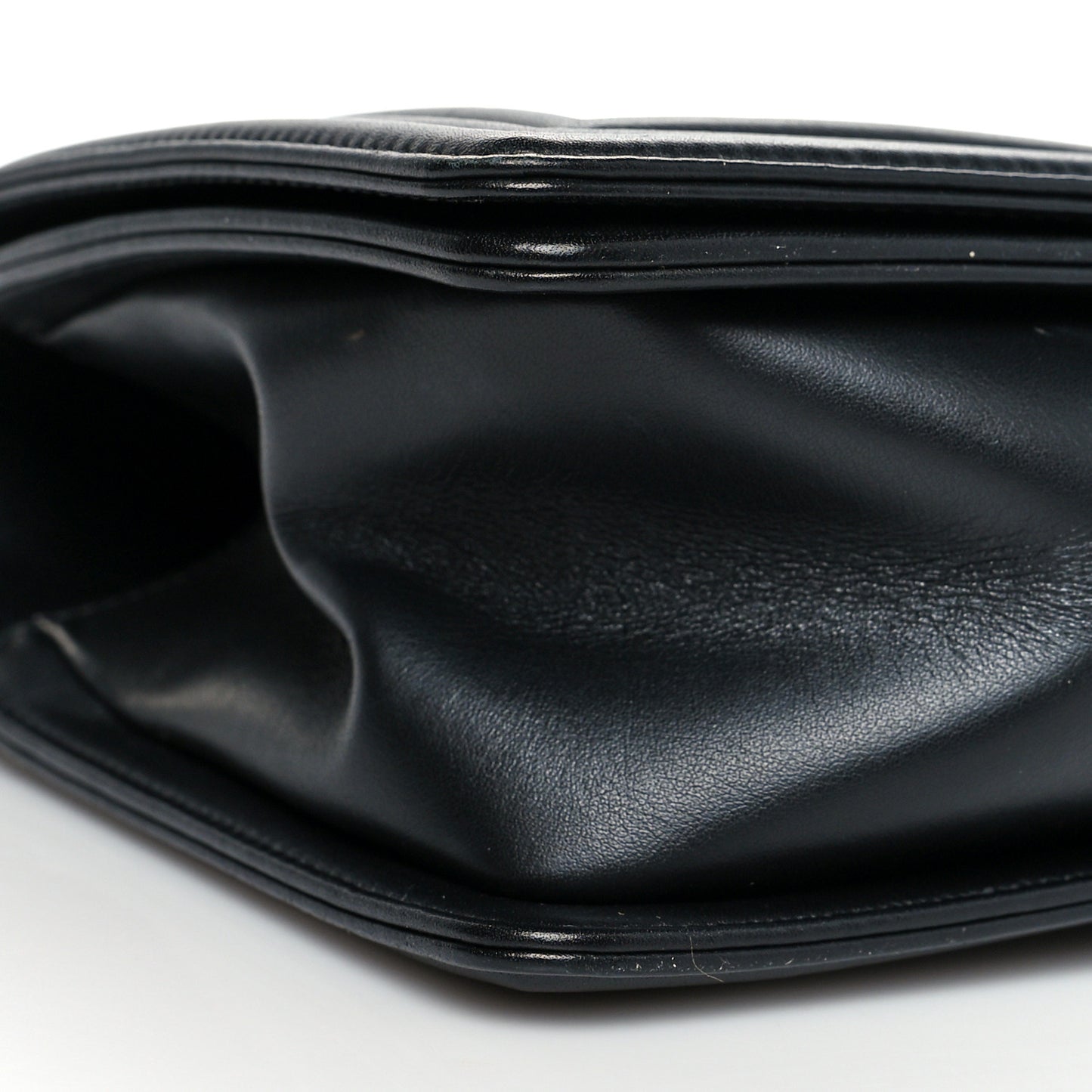 Calfskin Chevron Quilted Medium Boy Flap Black