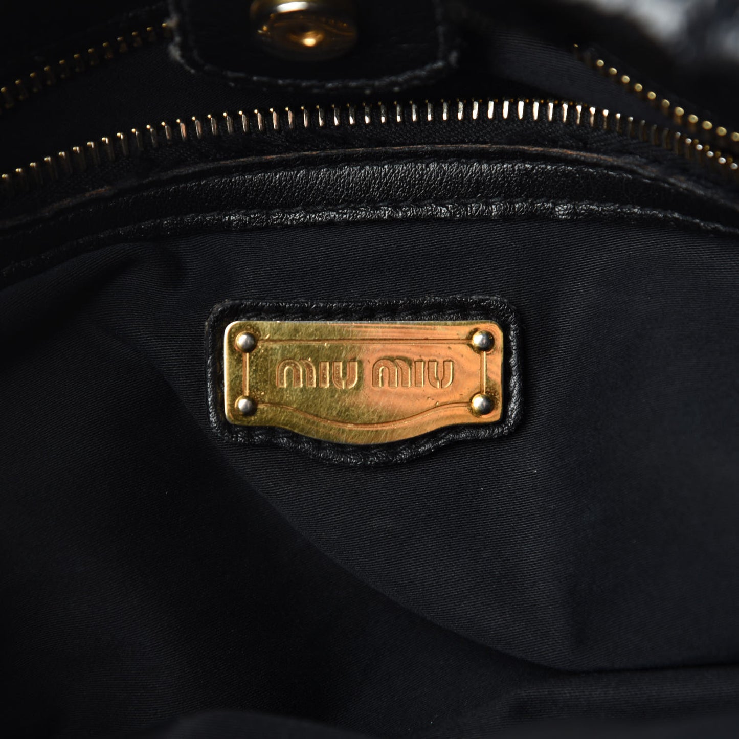 Vernice Gathered Tote Black