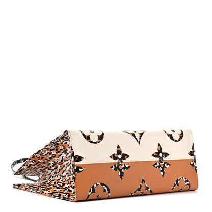 Louis Vuitton Monogram Giant Jungle Onthego GM Ivory 4 of 17