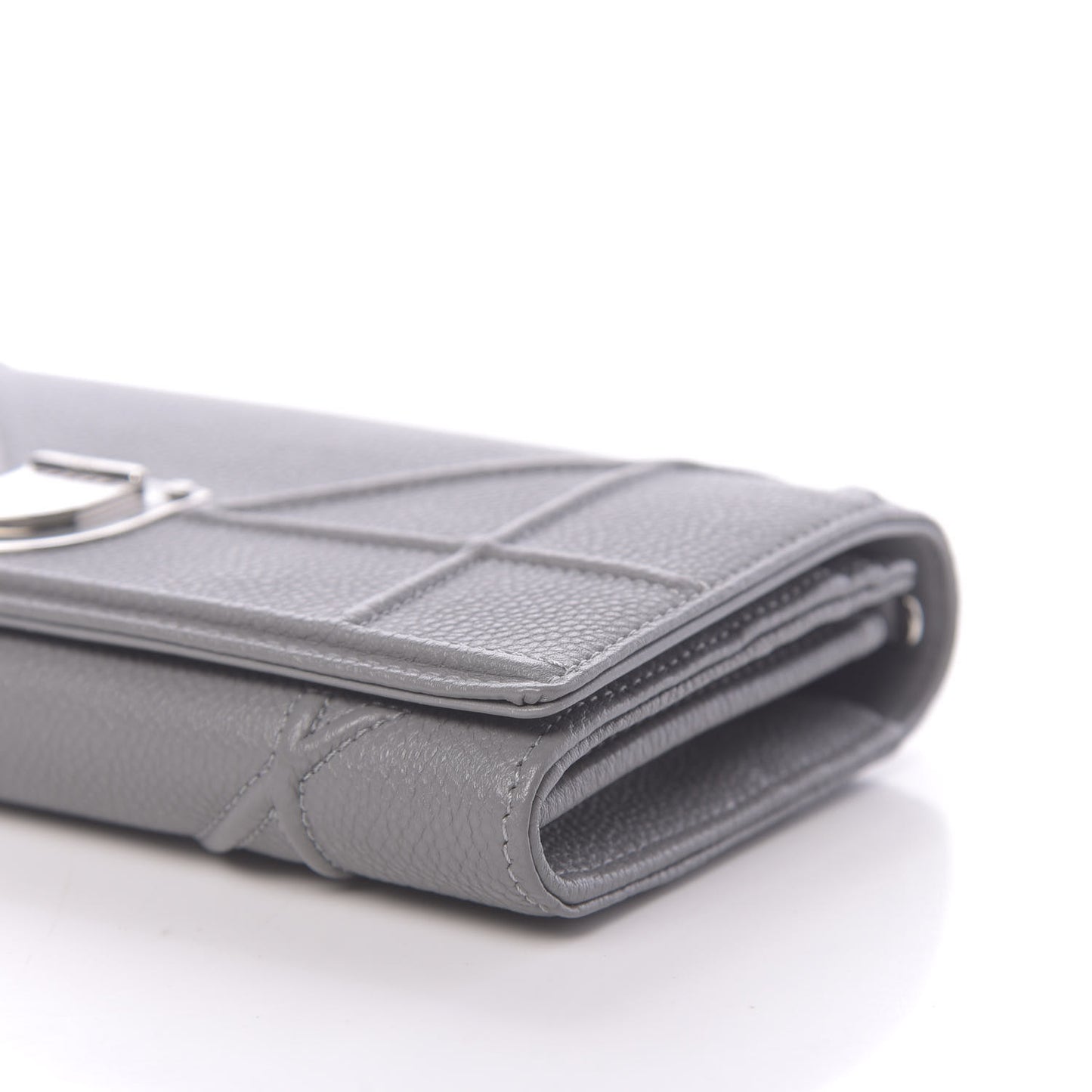 Grained Calfskin Diorama Croisiere Chain Wallet Gris