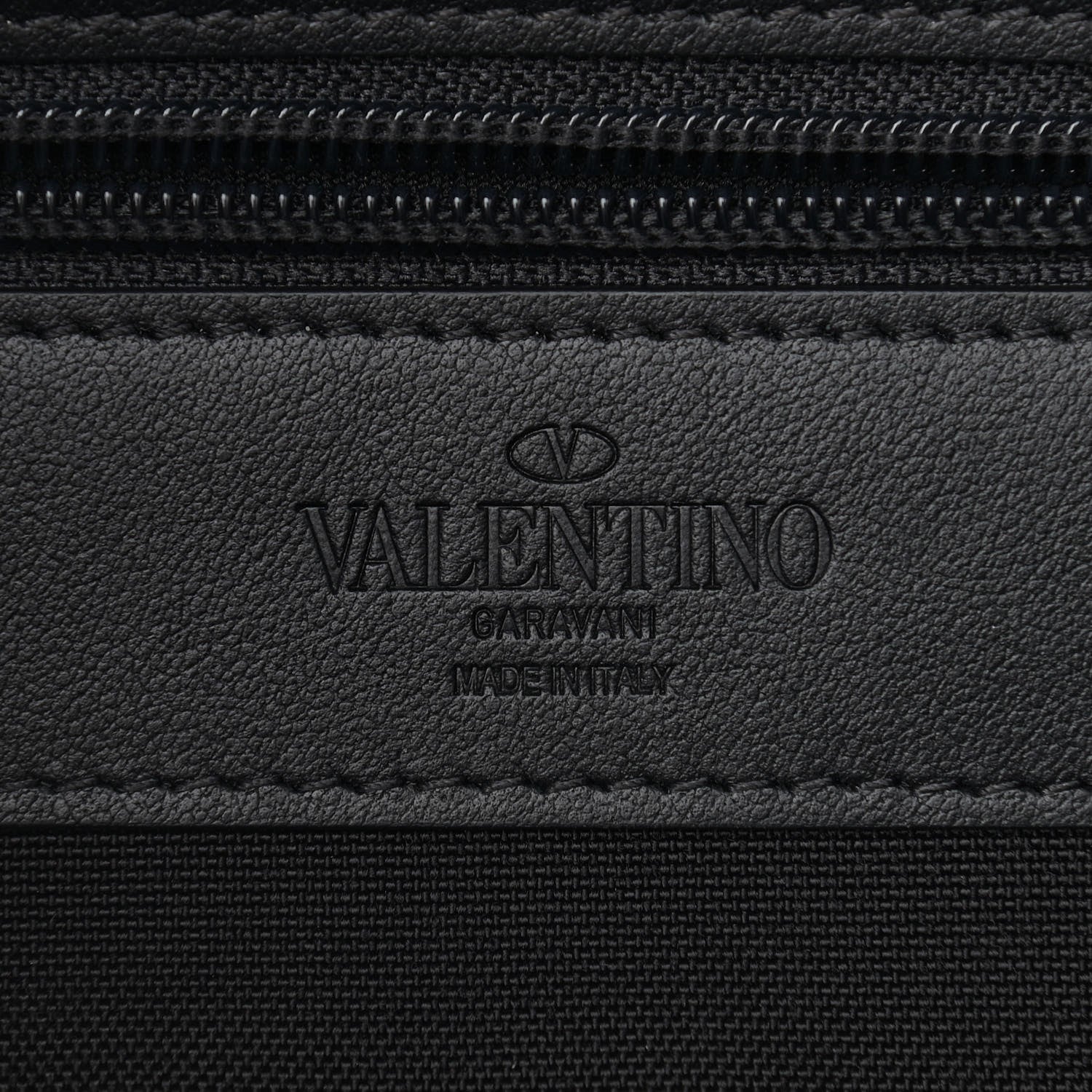 Valentino Garavani Nylon VRing Belt Bag Black 6 of 10
