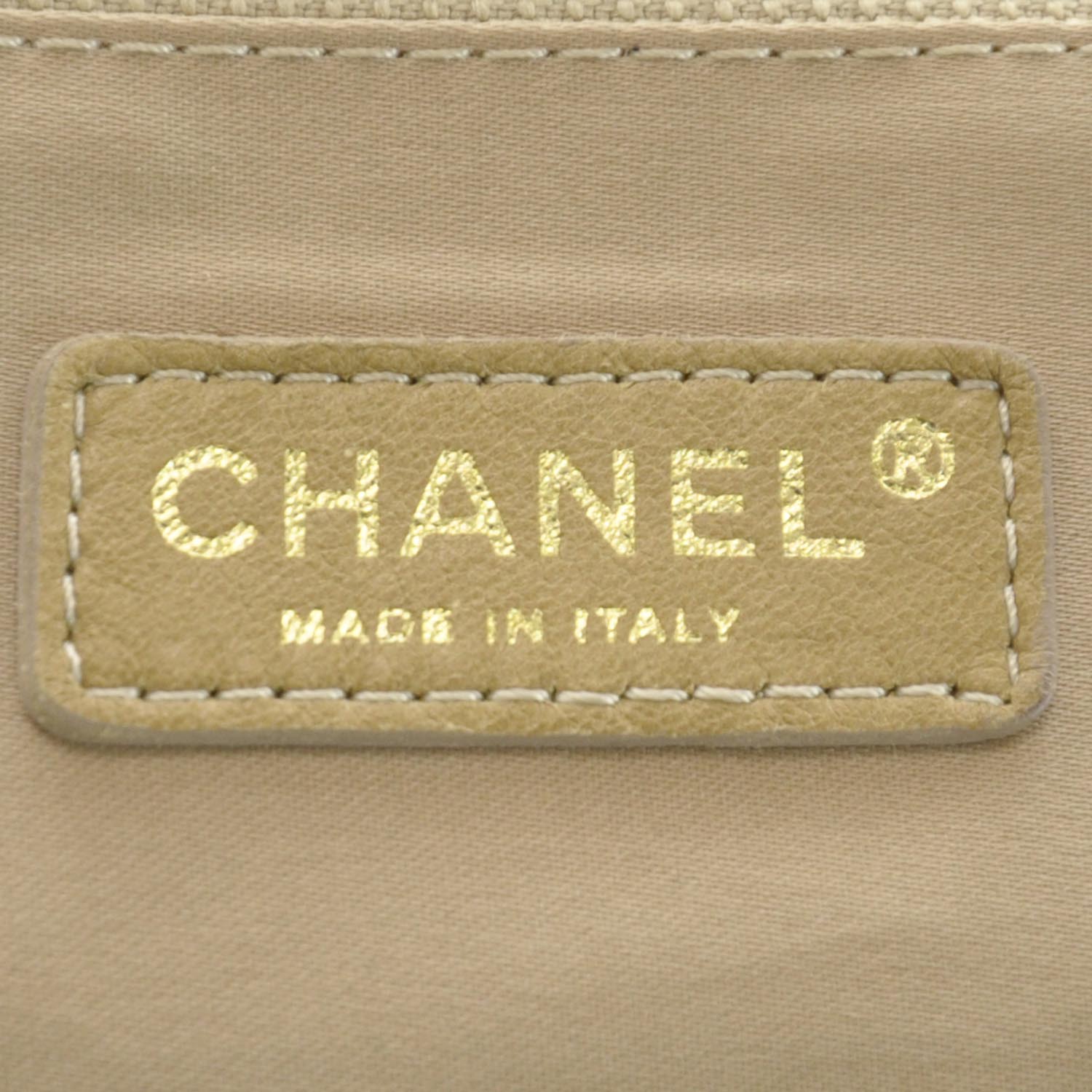 Chanel Vinyl XL Rock and Chain Flap Black 7 of 10