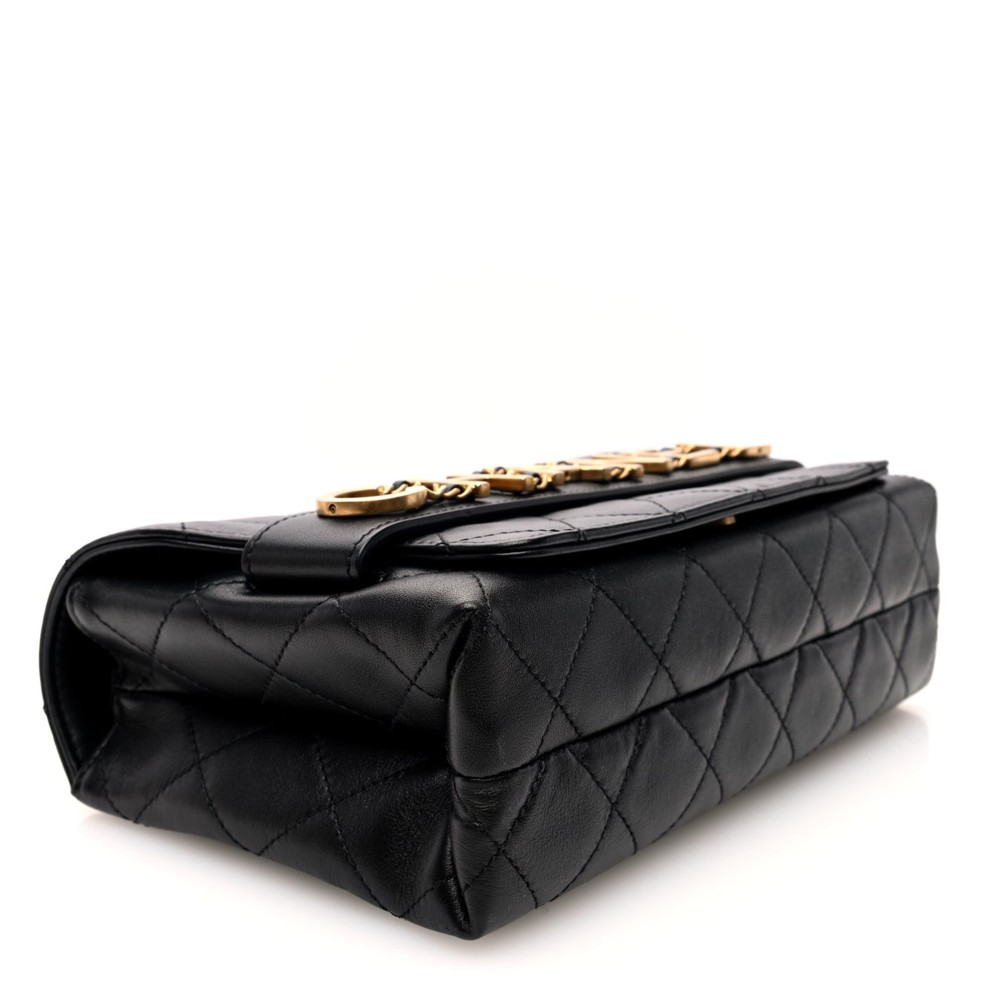 Calfskin Quilted Enchained Flap Black