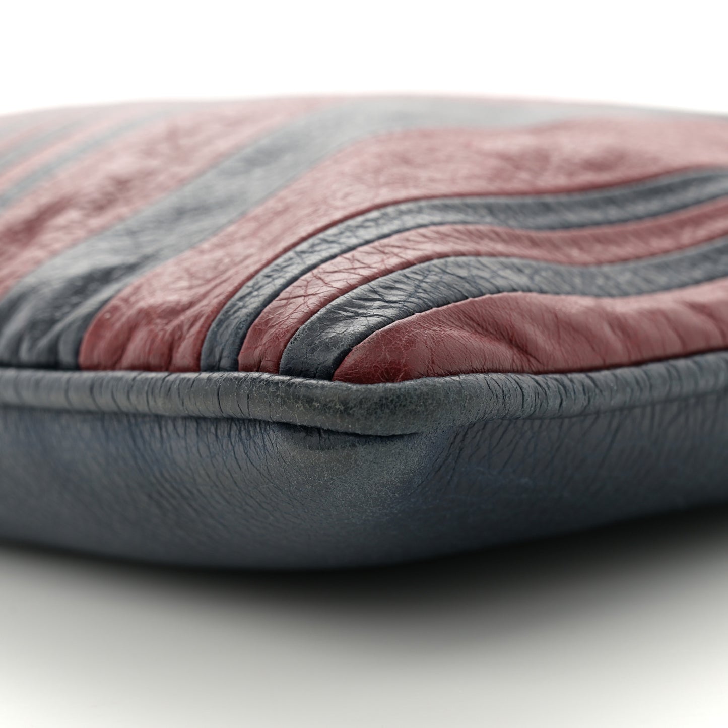 Agneau S Cushion Square Crossbody Dark Night Red