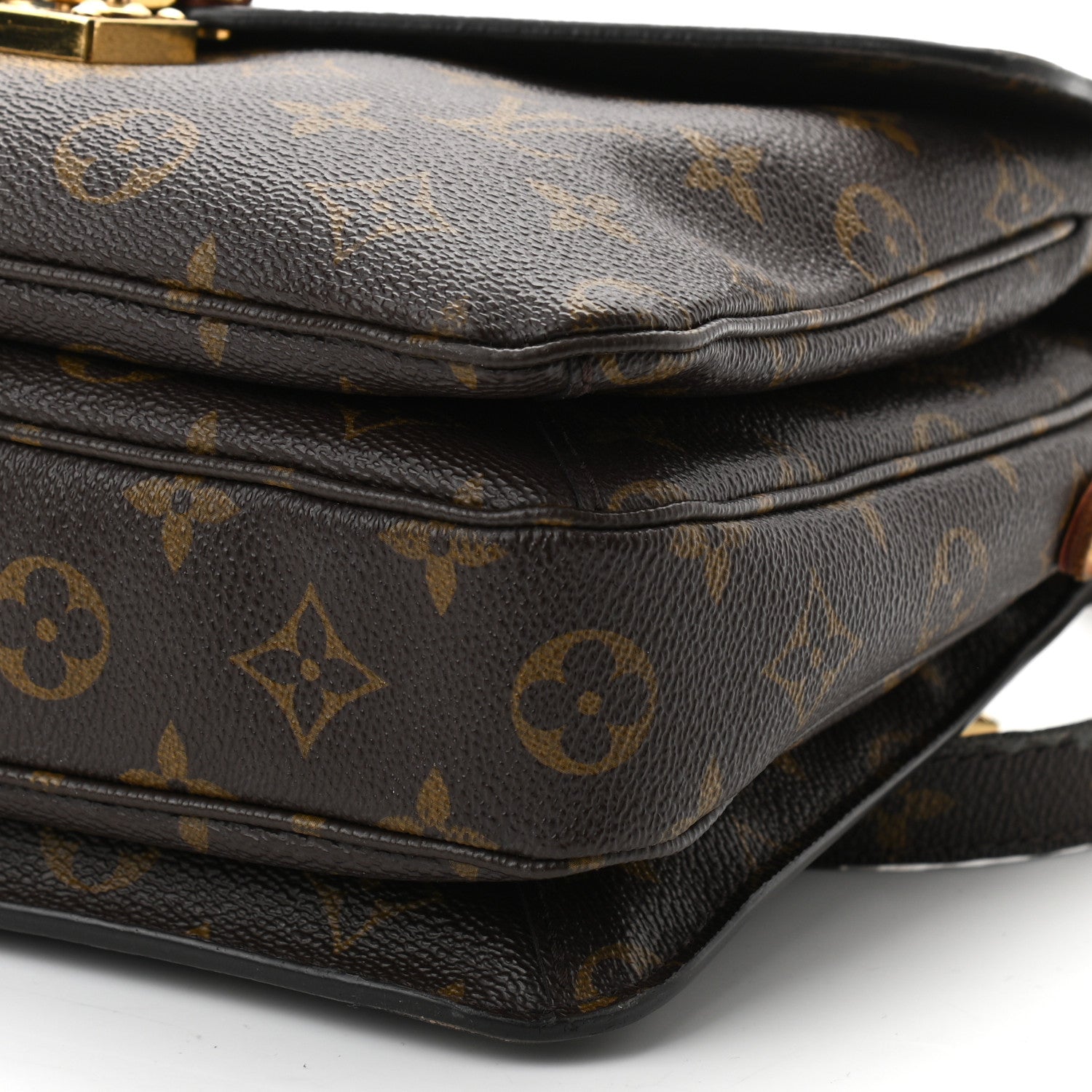 Louis Vuitton Monogram Pochette Metis 10 of 10