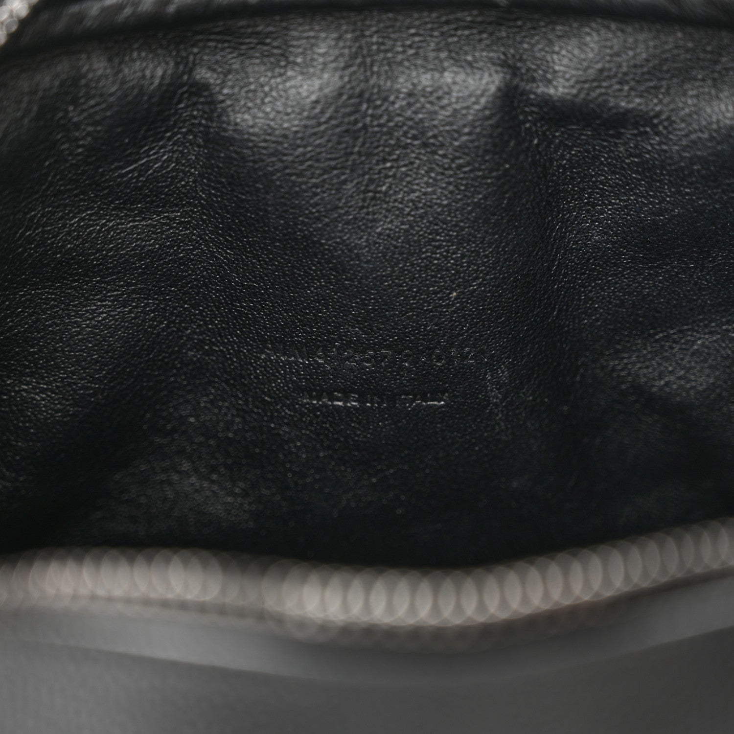 Saint Laurent Grain De Poudre Matelasse Monochrome Monogram Mini Lou Camera Bag Black 7 of 11