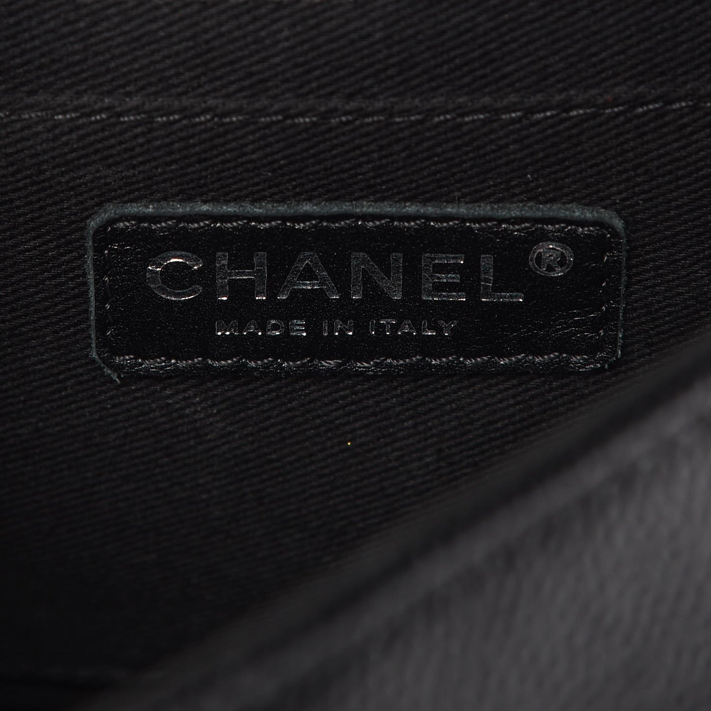 Caviar Medium Timeless CC Flap Black