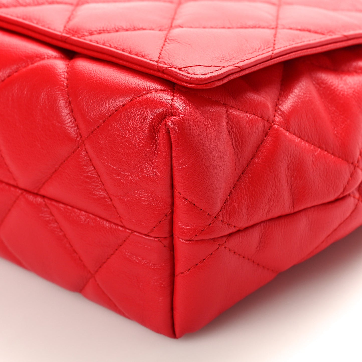 Nappa Calfskin Quilted Large Touch B Shoulder Bag Bright Red