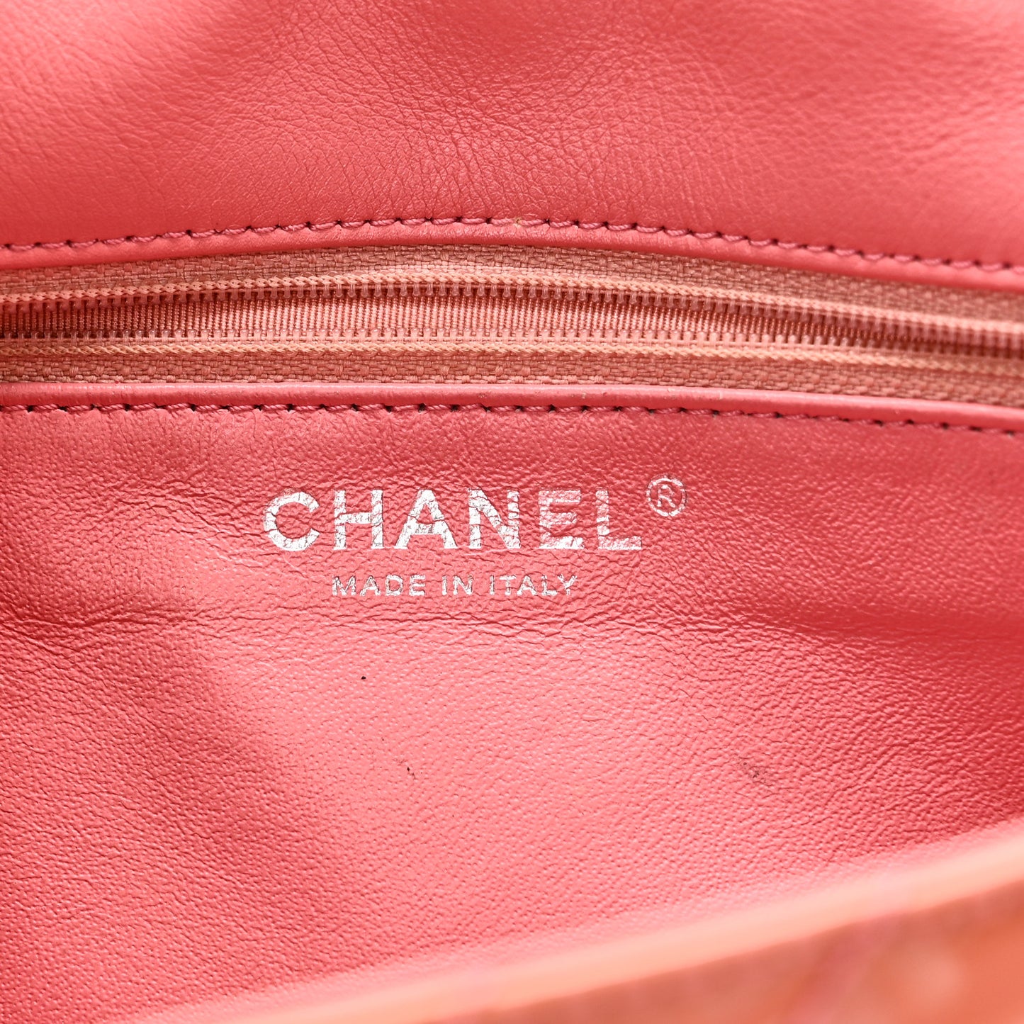 Patent Chevron Quilted Medium Single Flap Pink