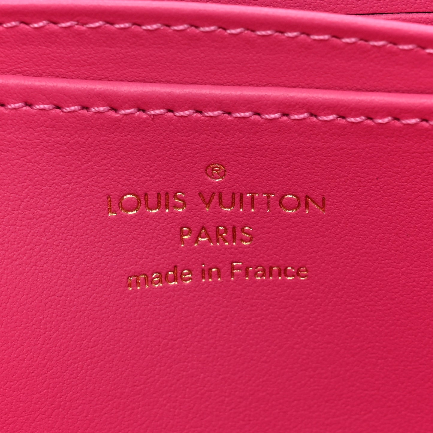 Vernis Enamel Heart Zippy Coin Purse Neon Pink