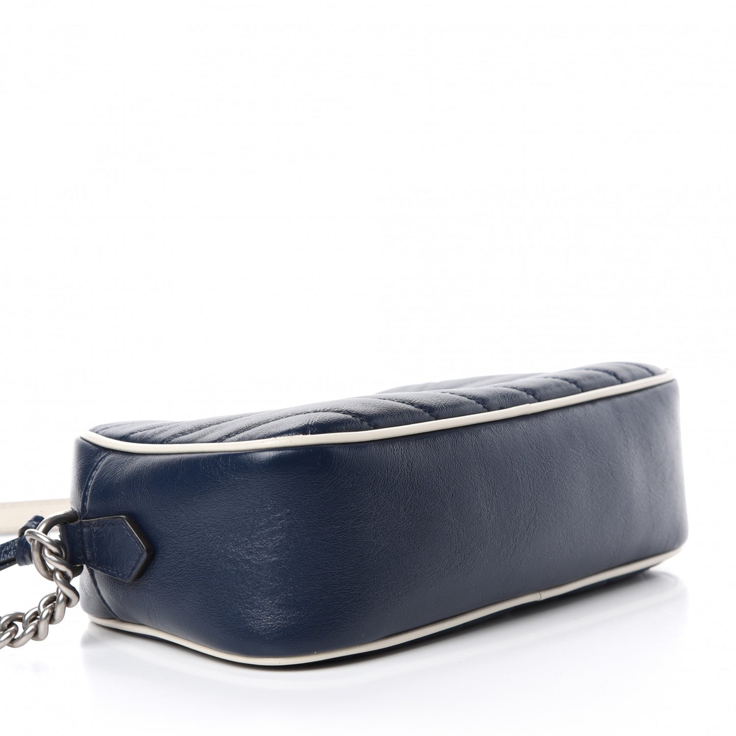 Vintage Effect Calfskin Matelasse Diagonal Small Torchon GG Marmont Chain Shoulder Bag Blue Agata Mystic White