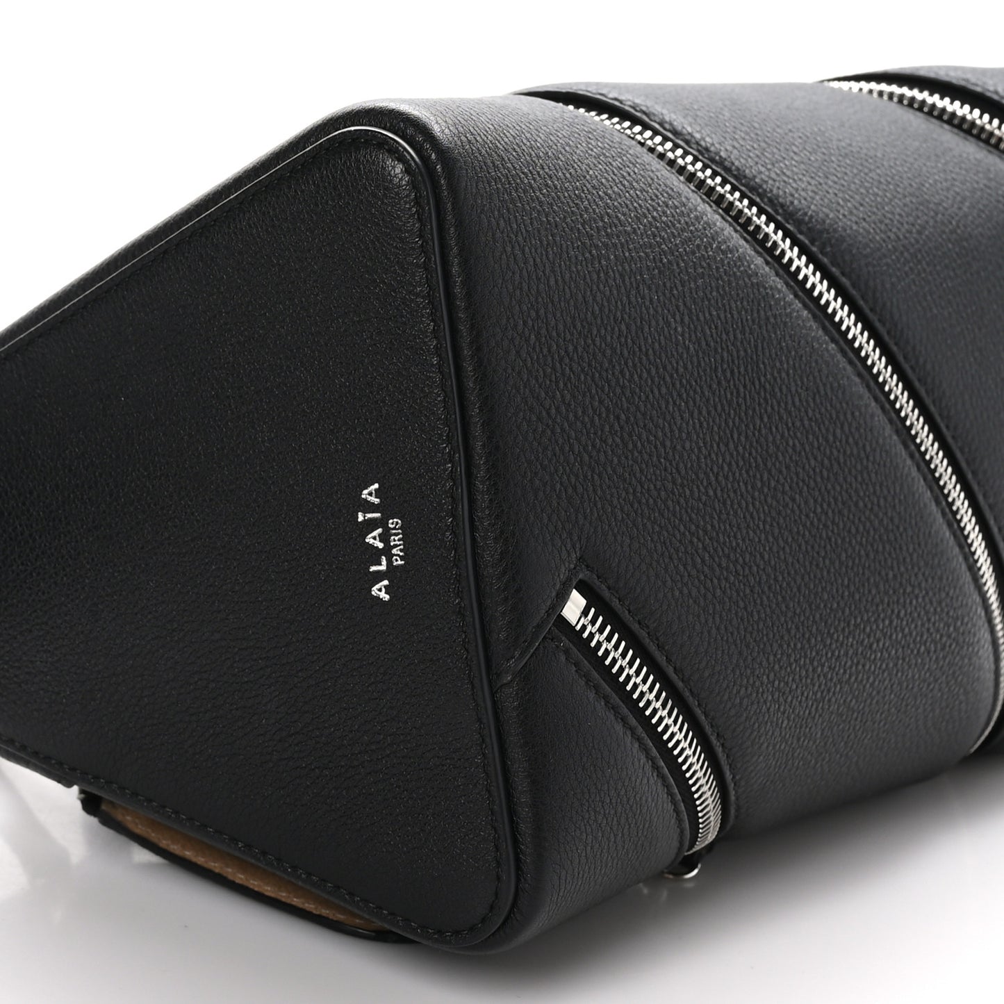 Calfskin Le Zip Black