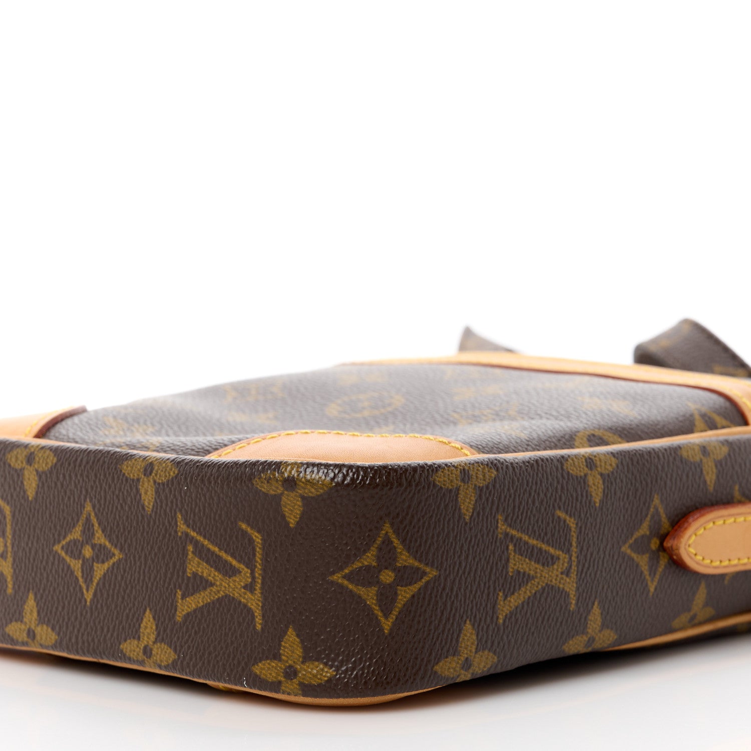 Louis Vuitton Monogram Danube 21 11 of 11