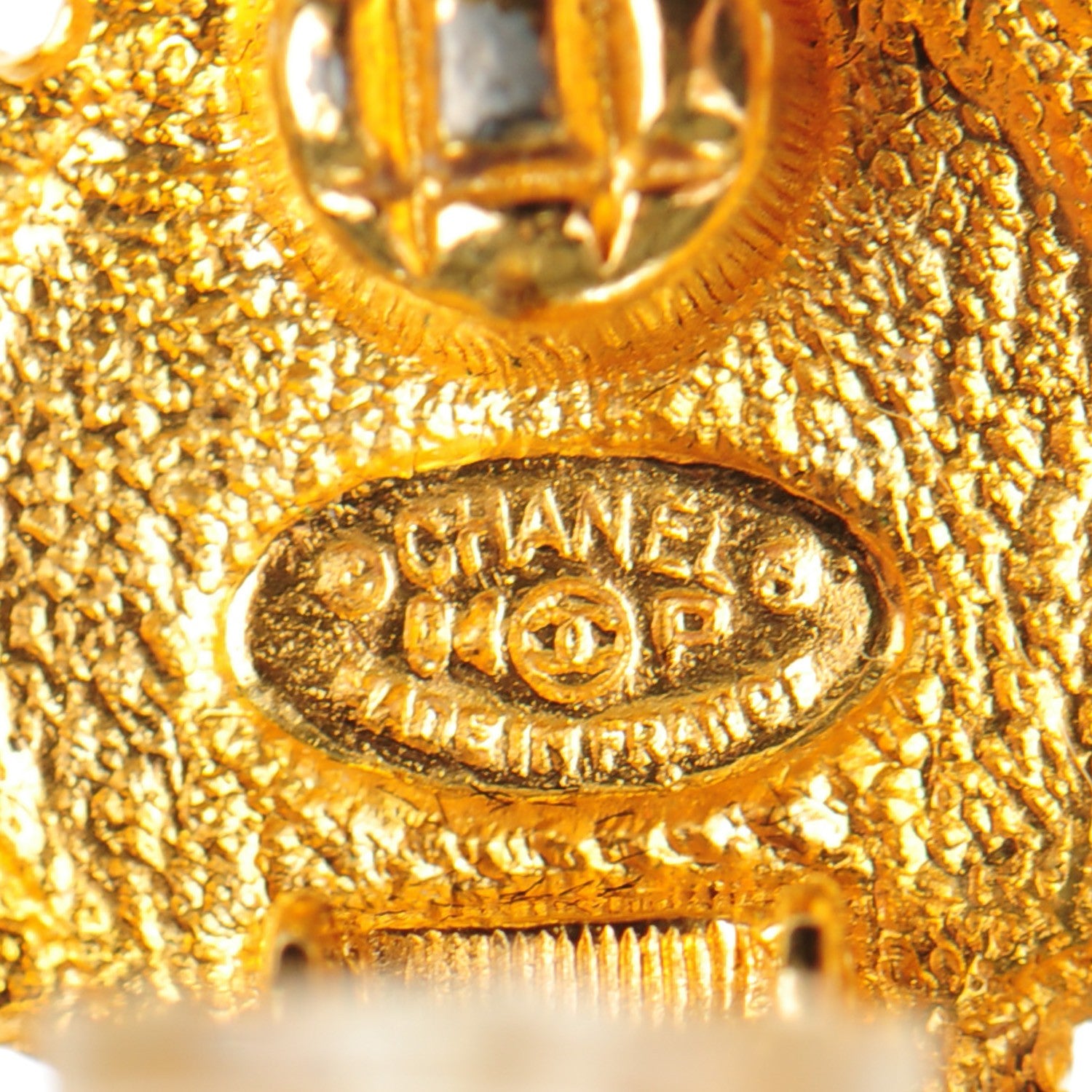 Chanel Pearl Clip On Earrings Gold 4 of 4