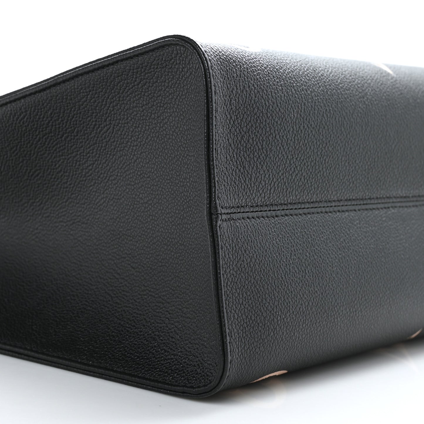 Empreinte Monogram Giant Onthego MM Black Beige