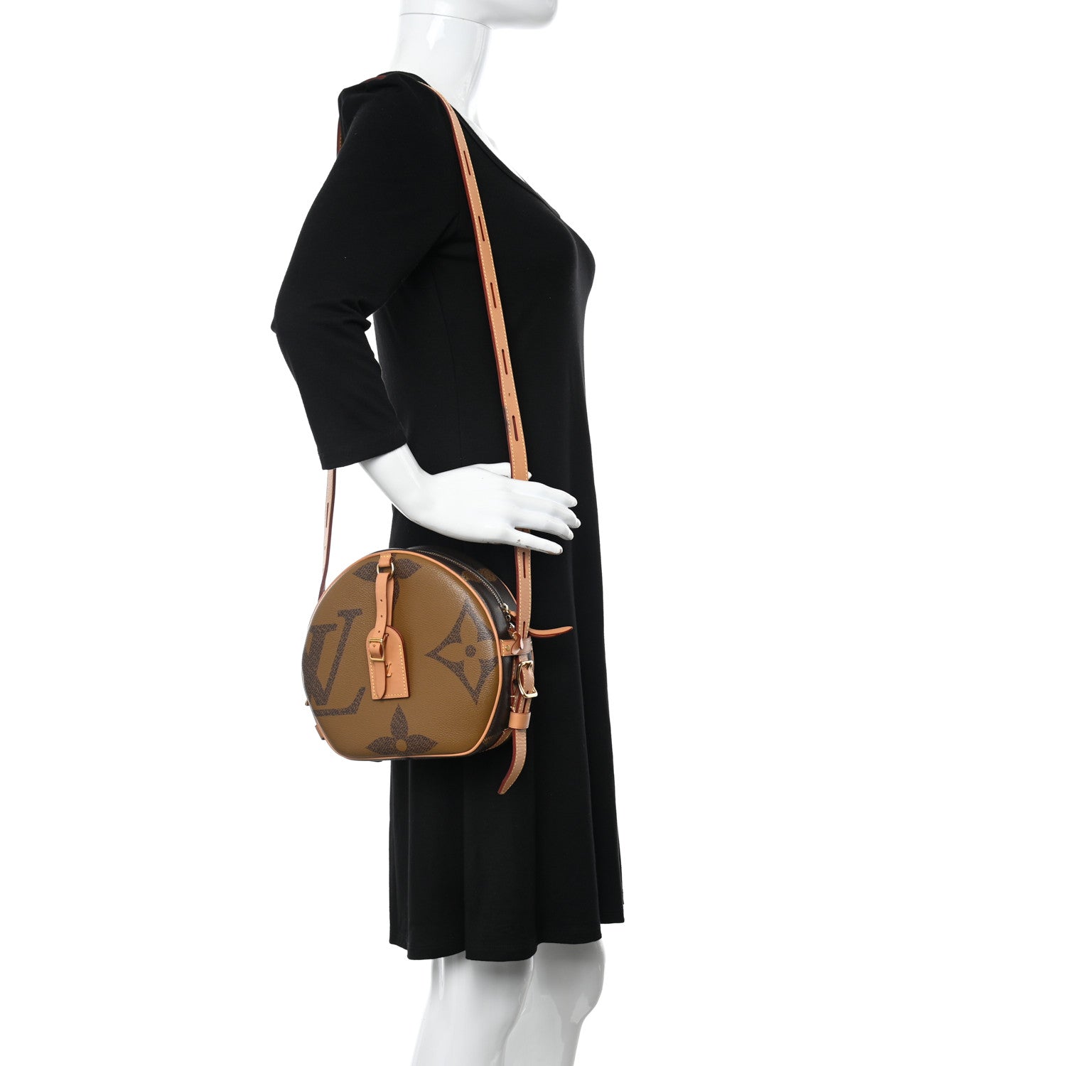 Louis Vuitton Reverse Monogram Giant Boite Chapeau Souple 2 of 11
