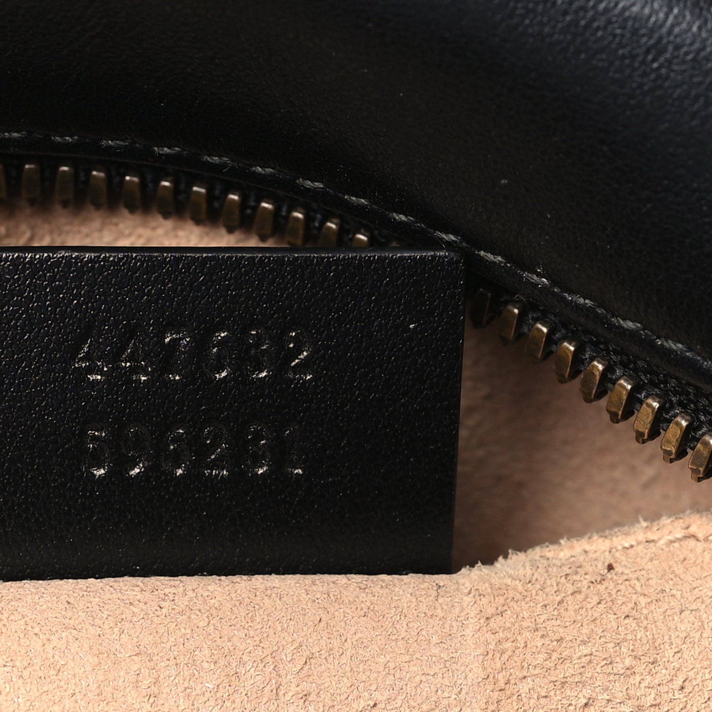Calfskin Matelasse Small GG Marmont Chain Shoulder Bag Black