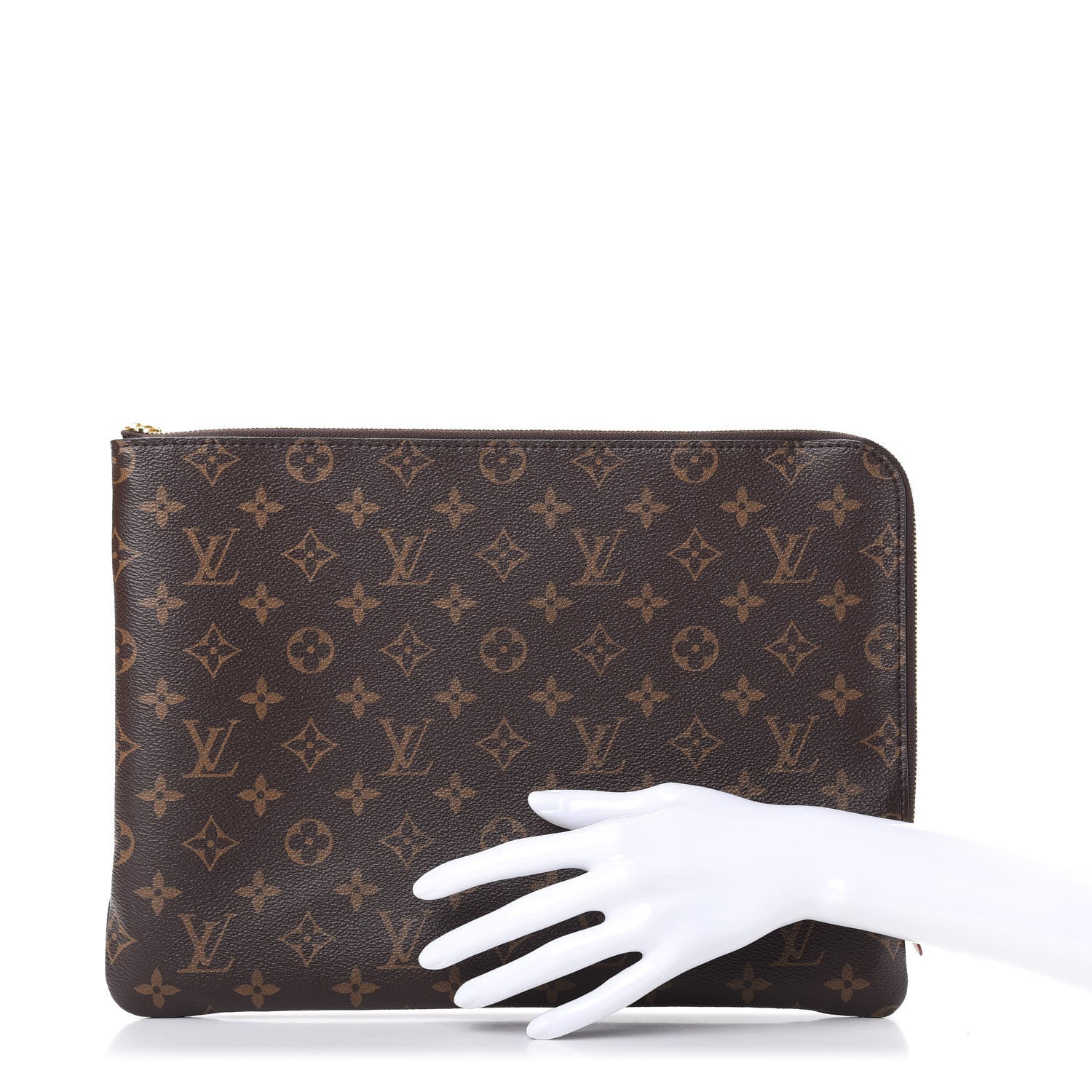 Louis Vuitton Monogram Etui Voyage MM Pouch 2 of 8