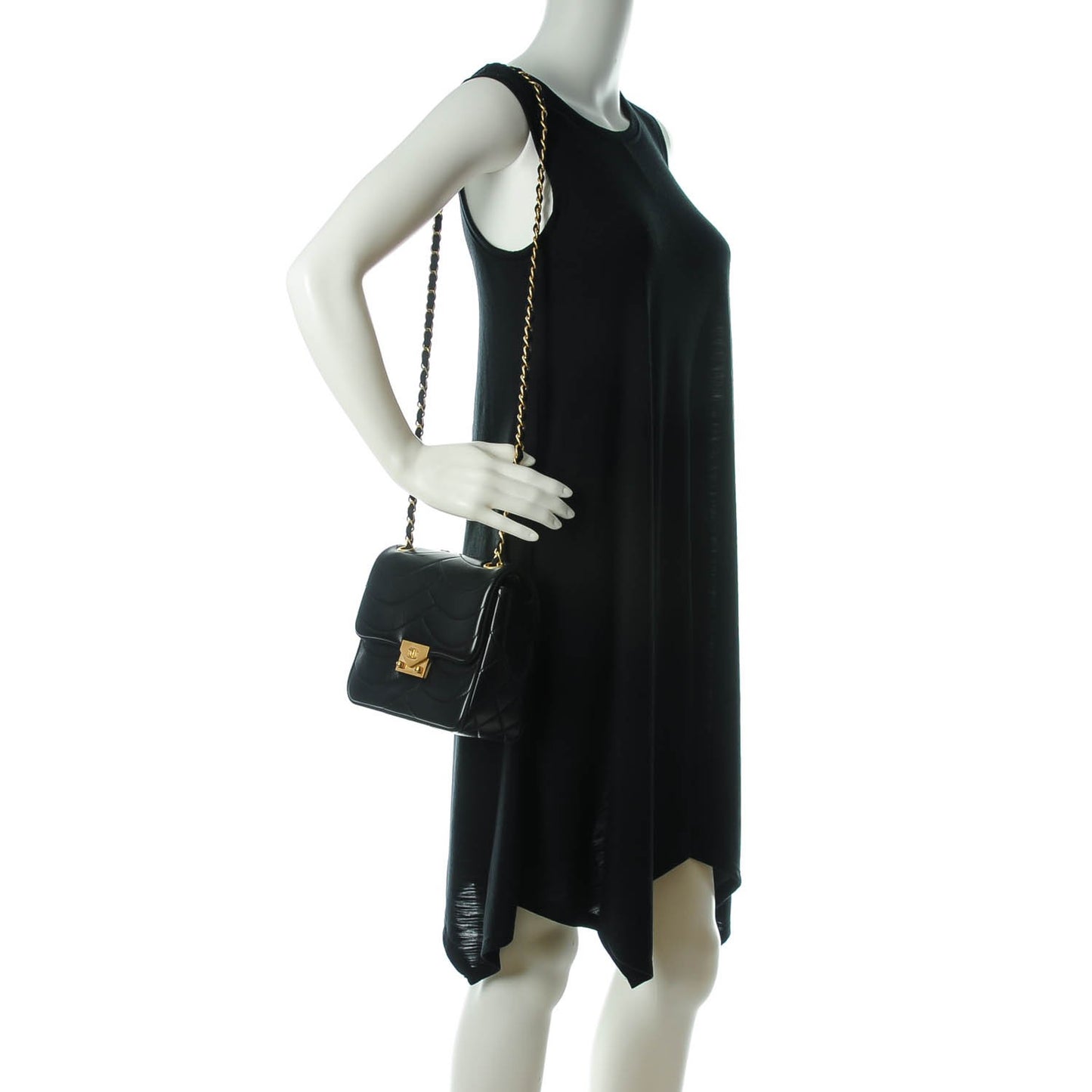 Lambskin Scallop Quilted Mini Pagoda Square Flap Black