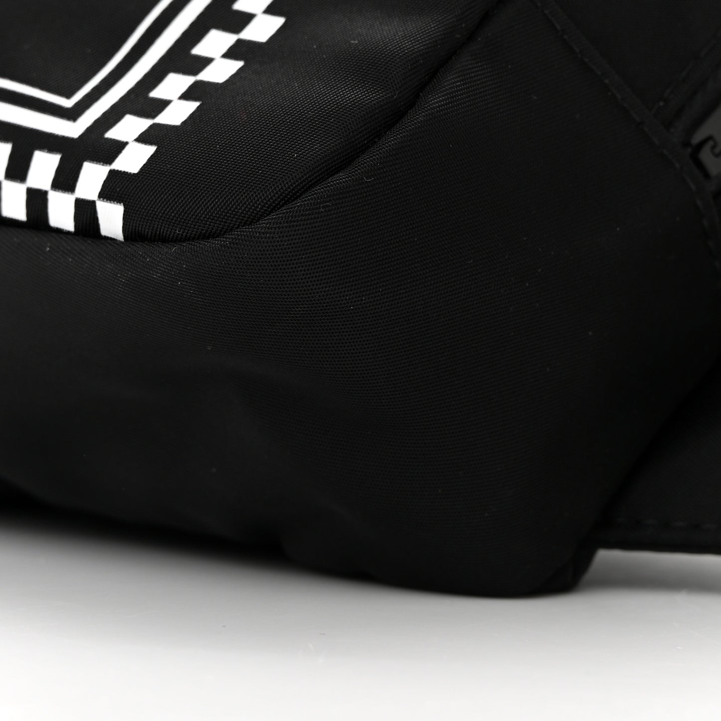 Nylon Logo Two Tone Belt Bag Black
