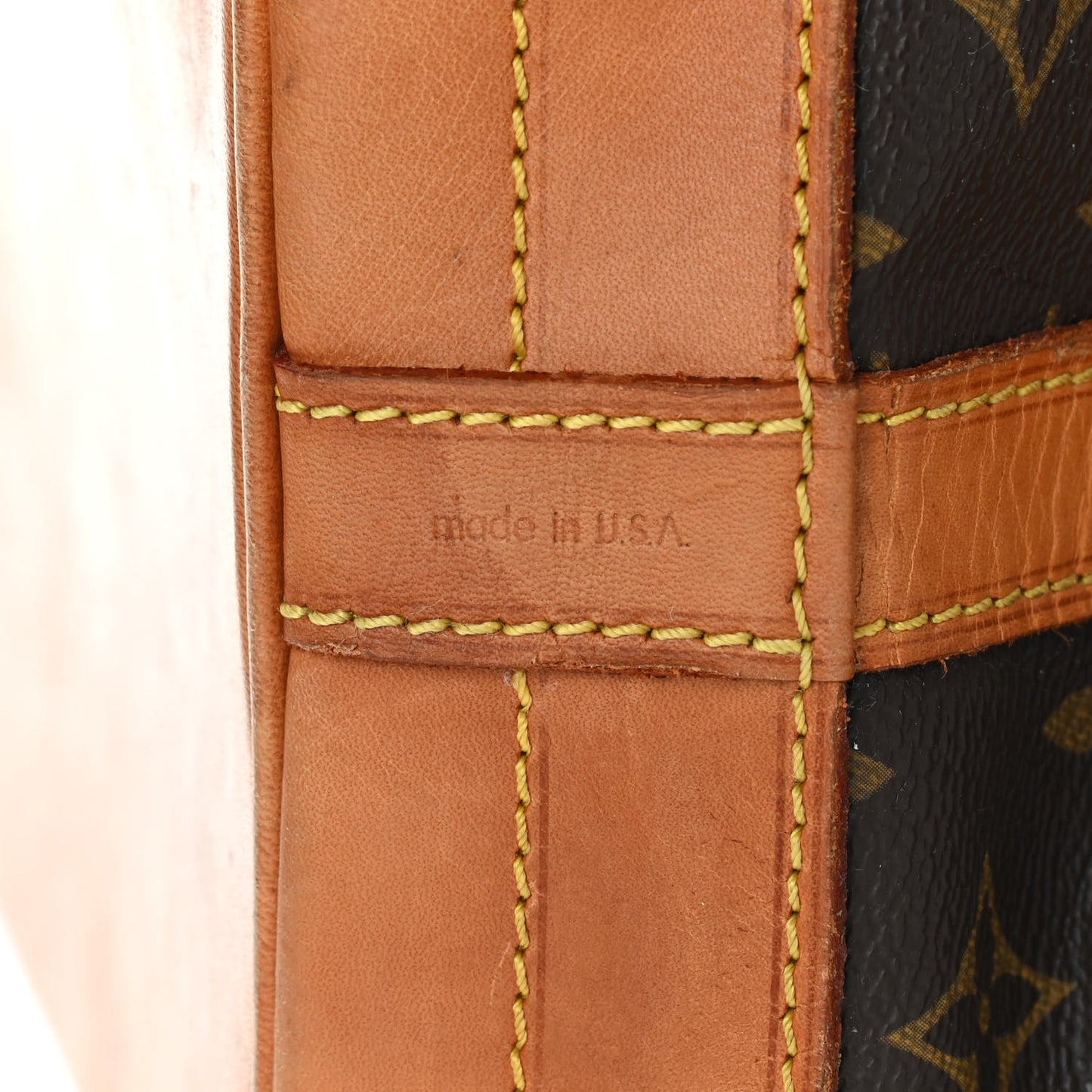 Monogram Noe