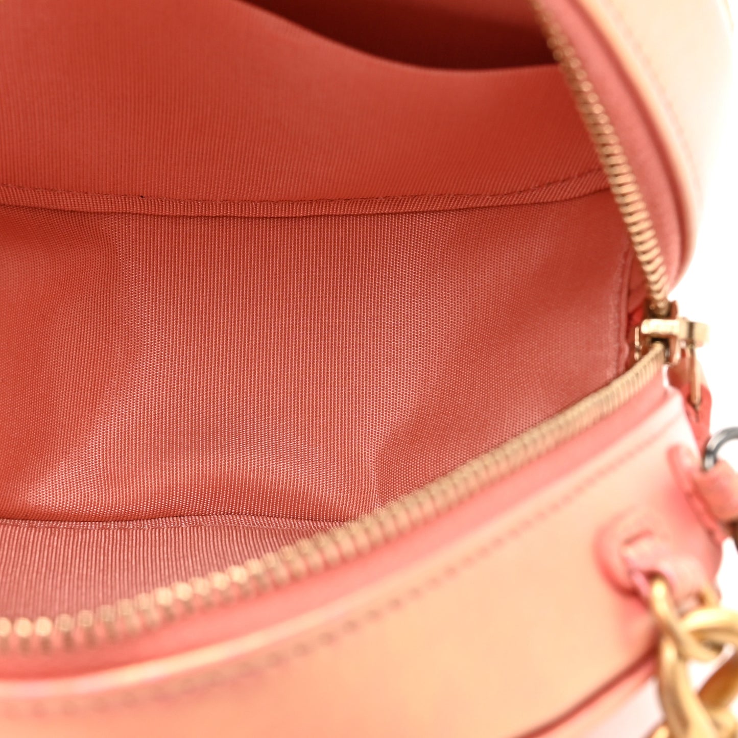 Iridescent Calfskin Quilted Chanel 19 Round Clutch With Chain Pink