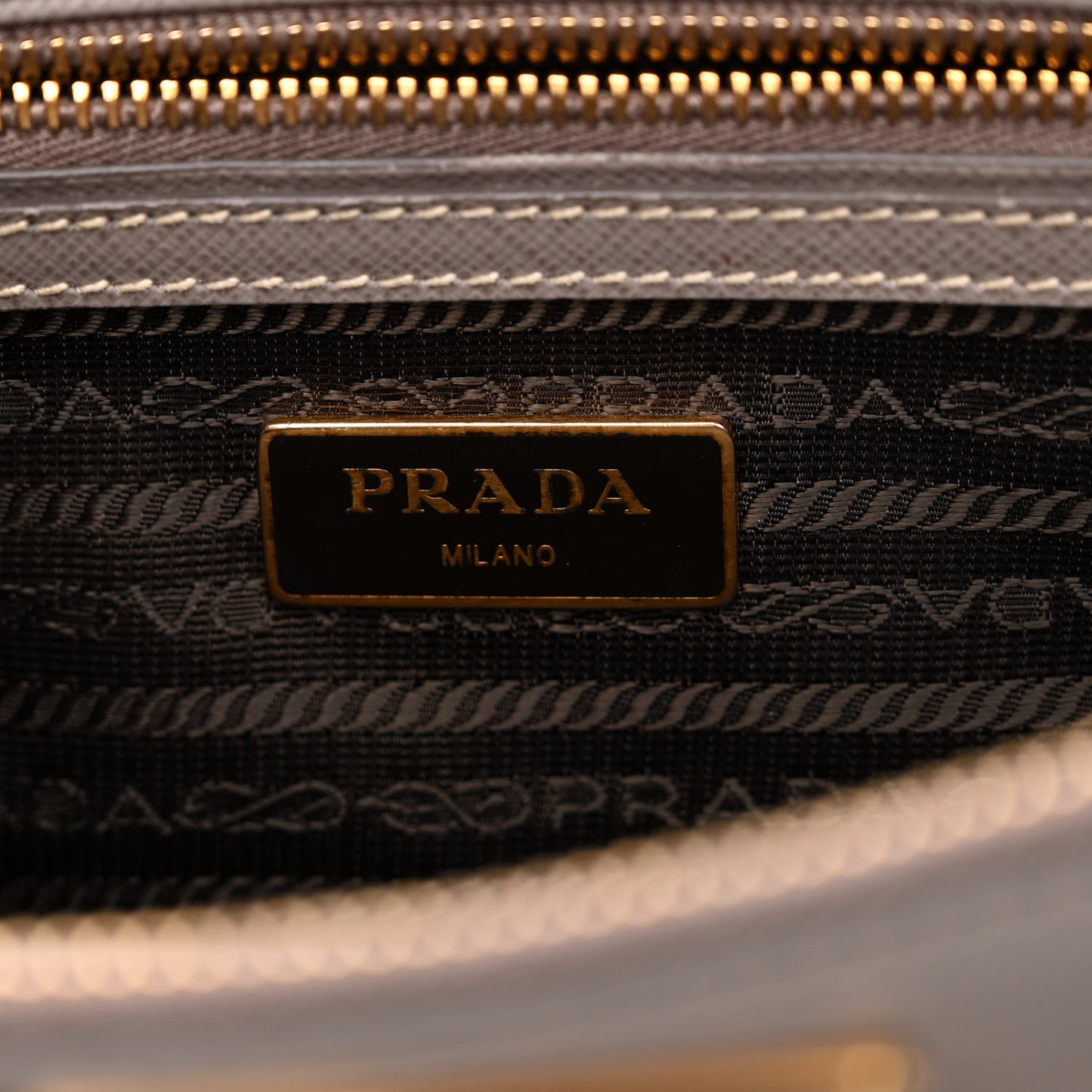 Saffiano Small Galleria Double Zip Tote Argilla