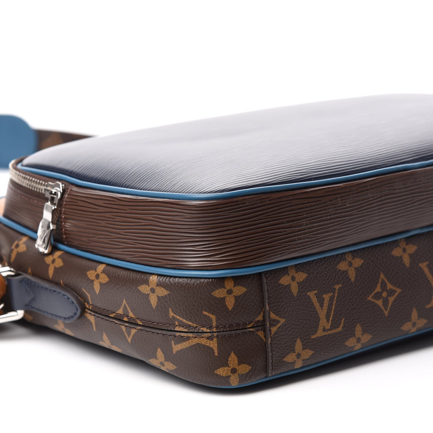Epi Monogram Nil Slim