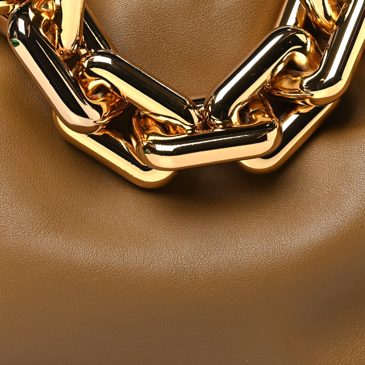 Calfskin The Pouch Chain Moutarde