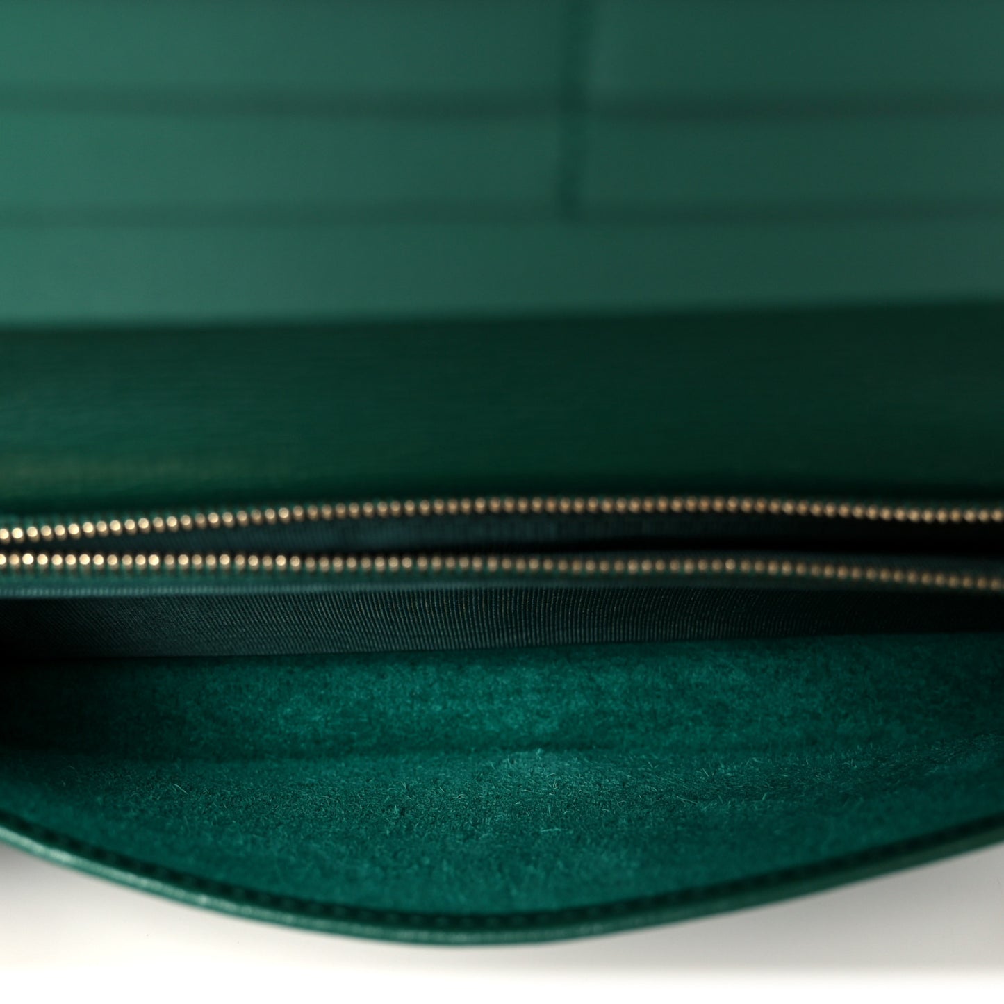 Azalea Calfskin Enamel Horsebit 1955 Wallet On Chain Emerald Green