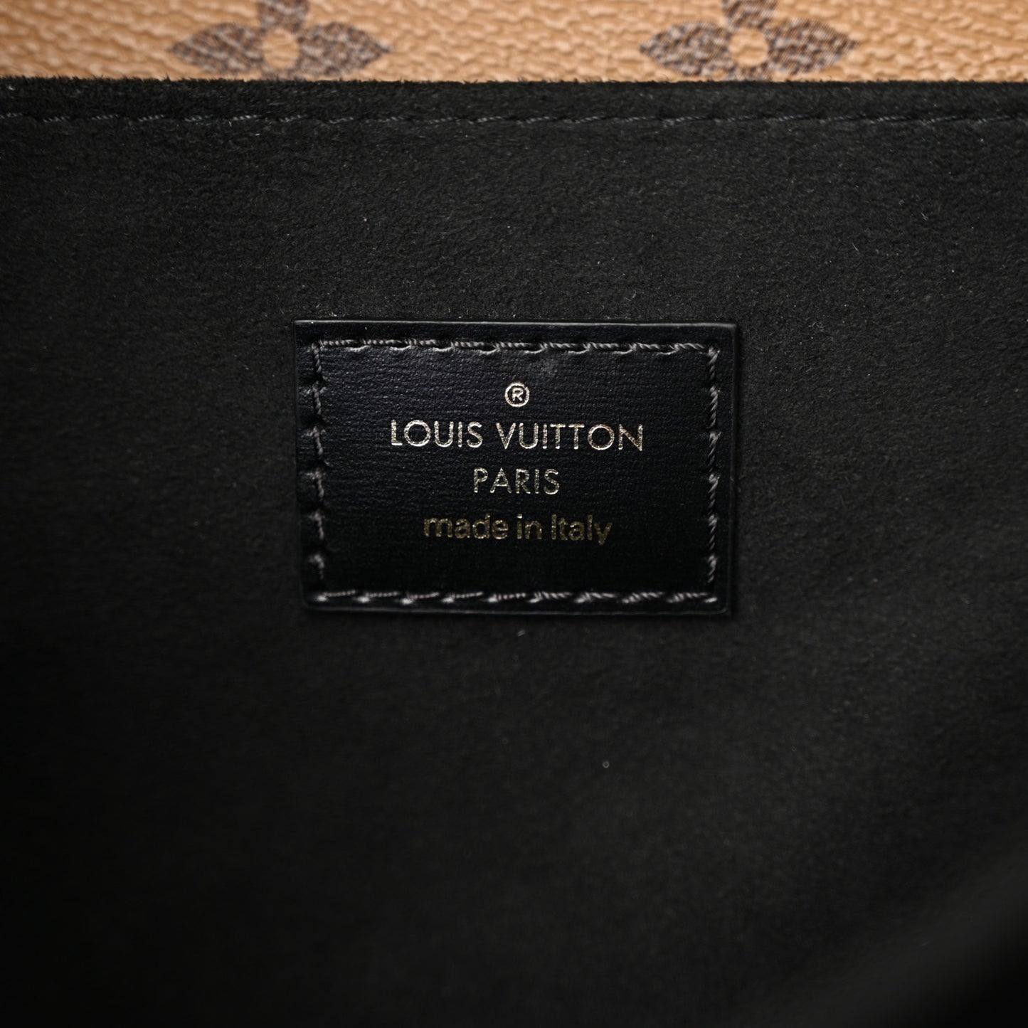 Reverse Monogram Pochette Metis