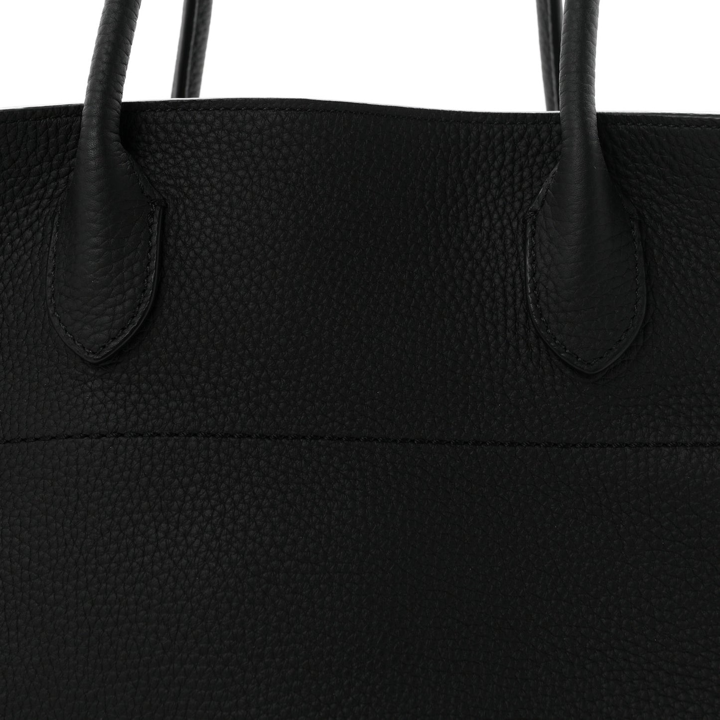 Matte Grained Calfskin Soft Margaux 15 Black