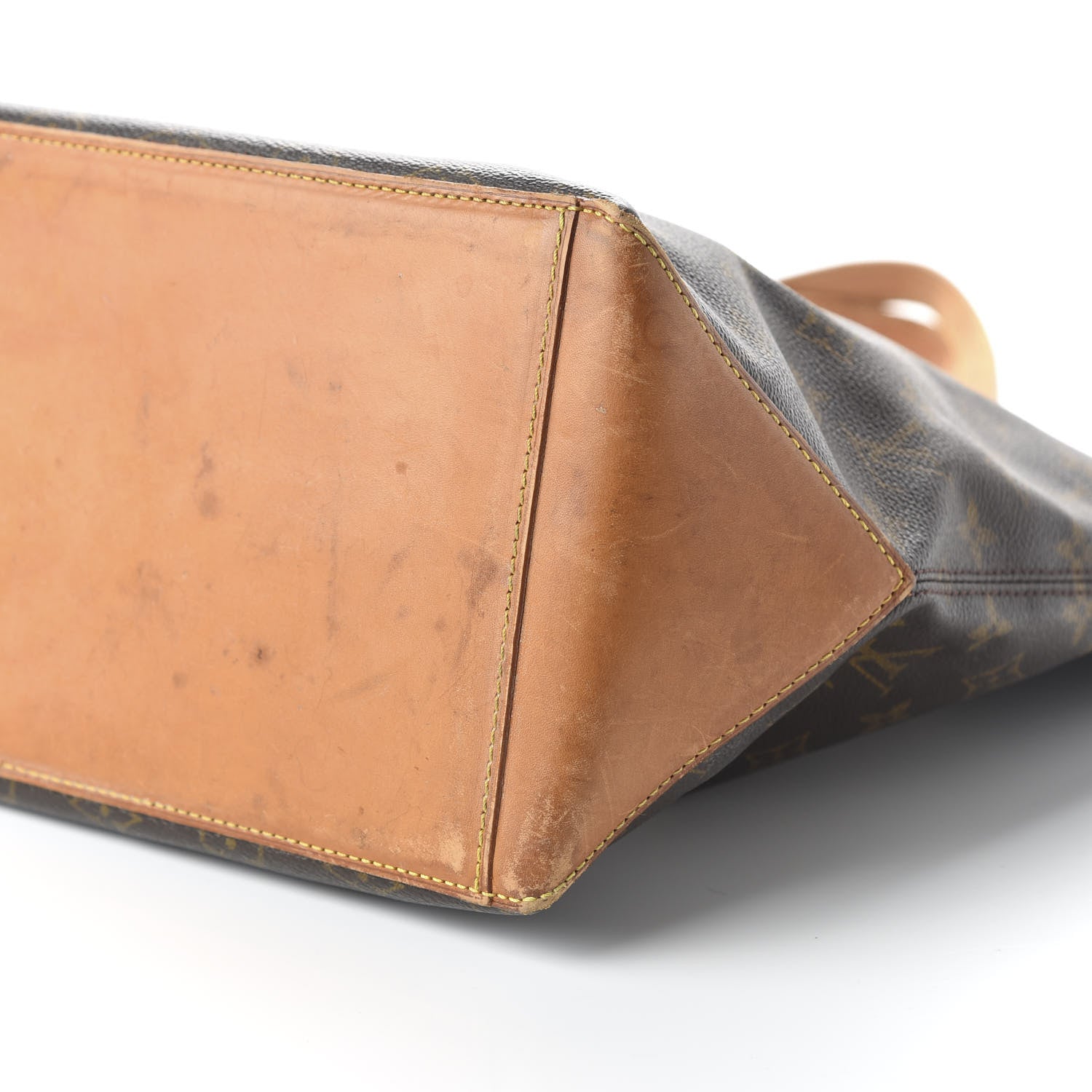 Louis Vuitton Monogram Cabas Mezzo 7 of 9