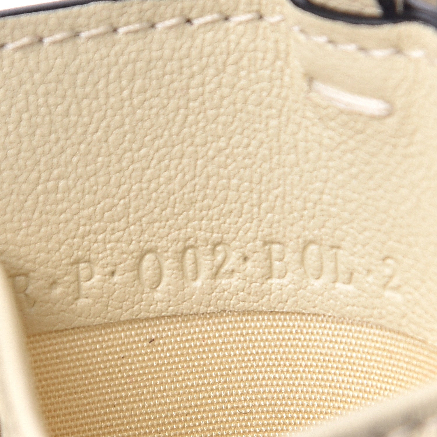 Valentino Garavani Vitello Rockstud Card Holder Keychain Ivory 5 of 7