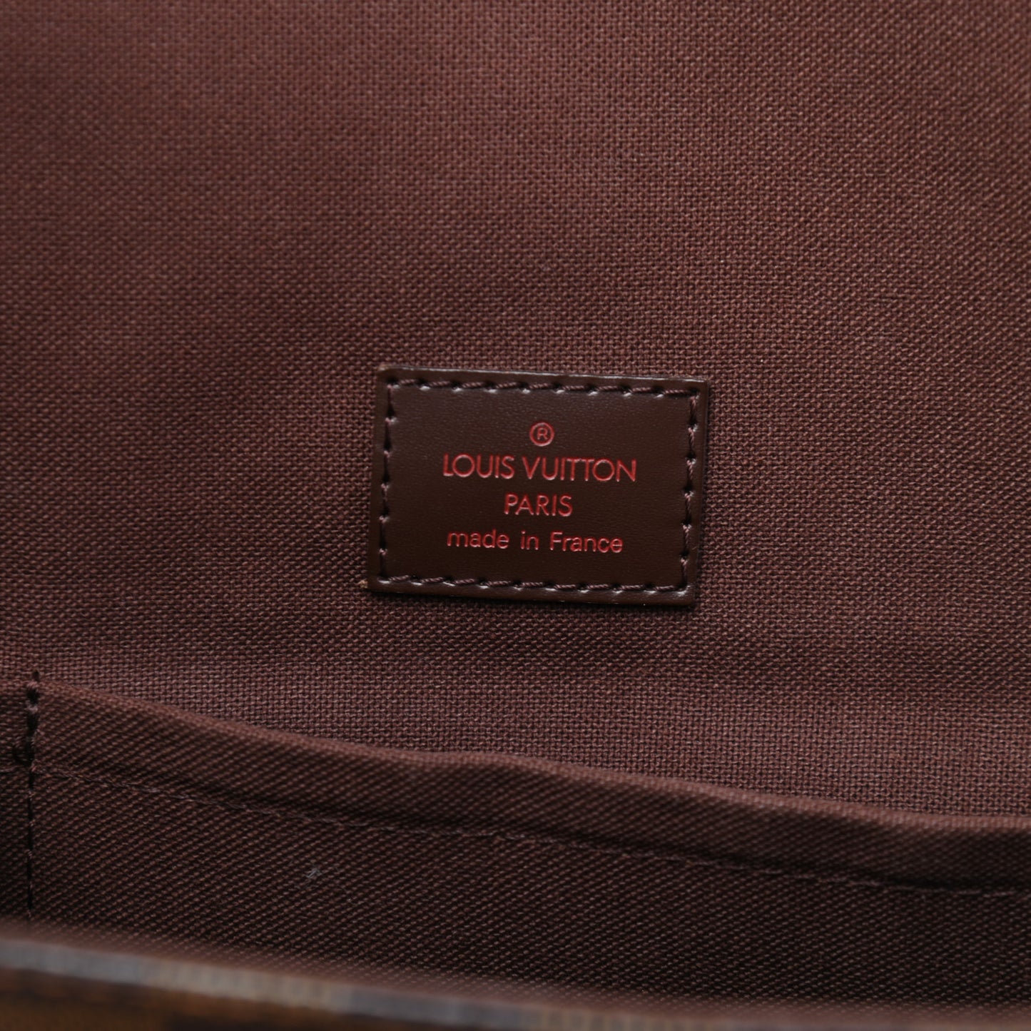 Damier Ebene Melville Messenger Bag