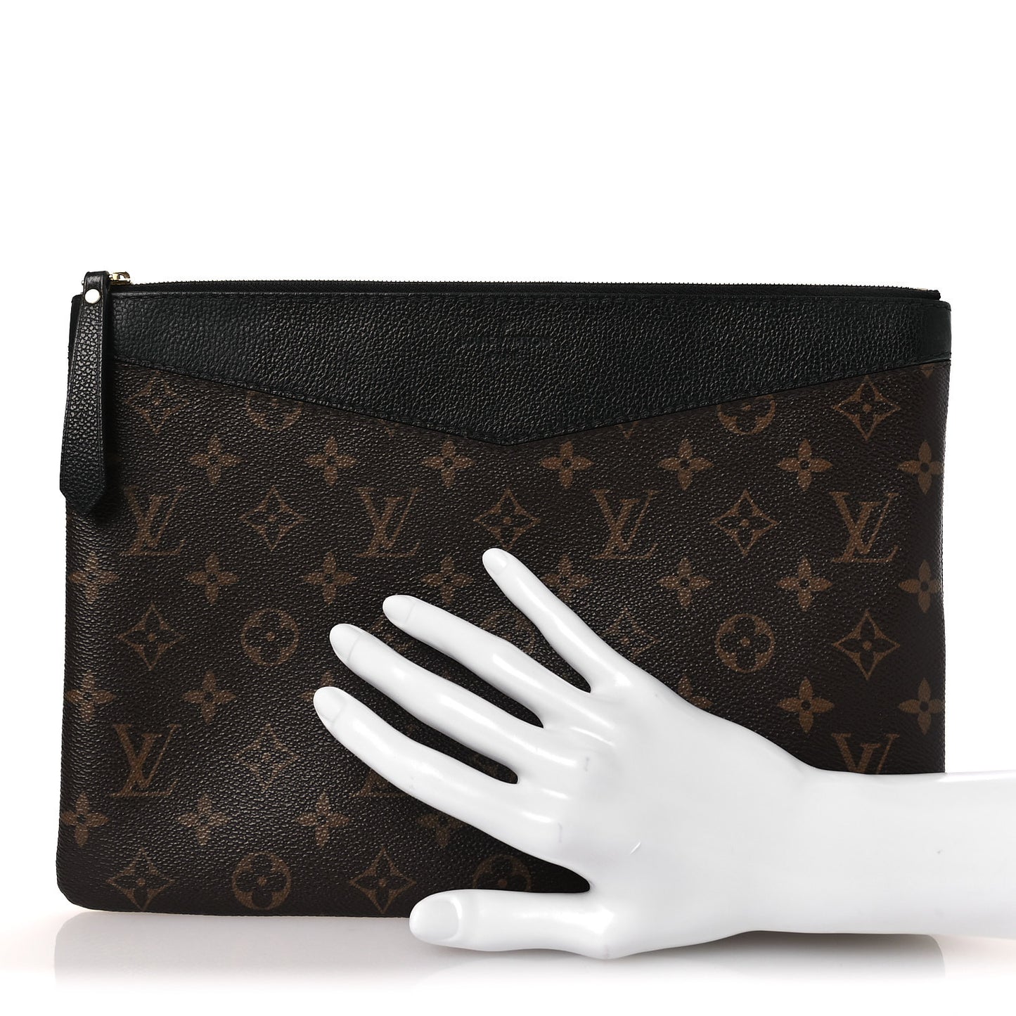 Monogram Daily Pouch Black