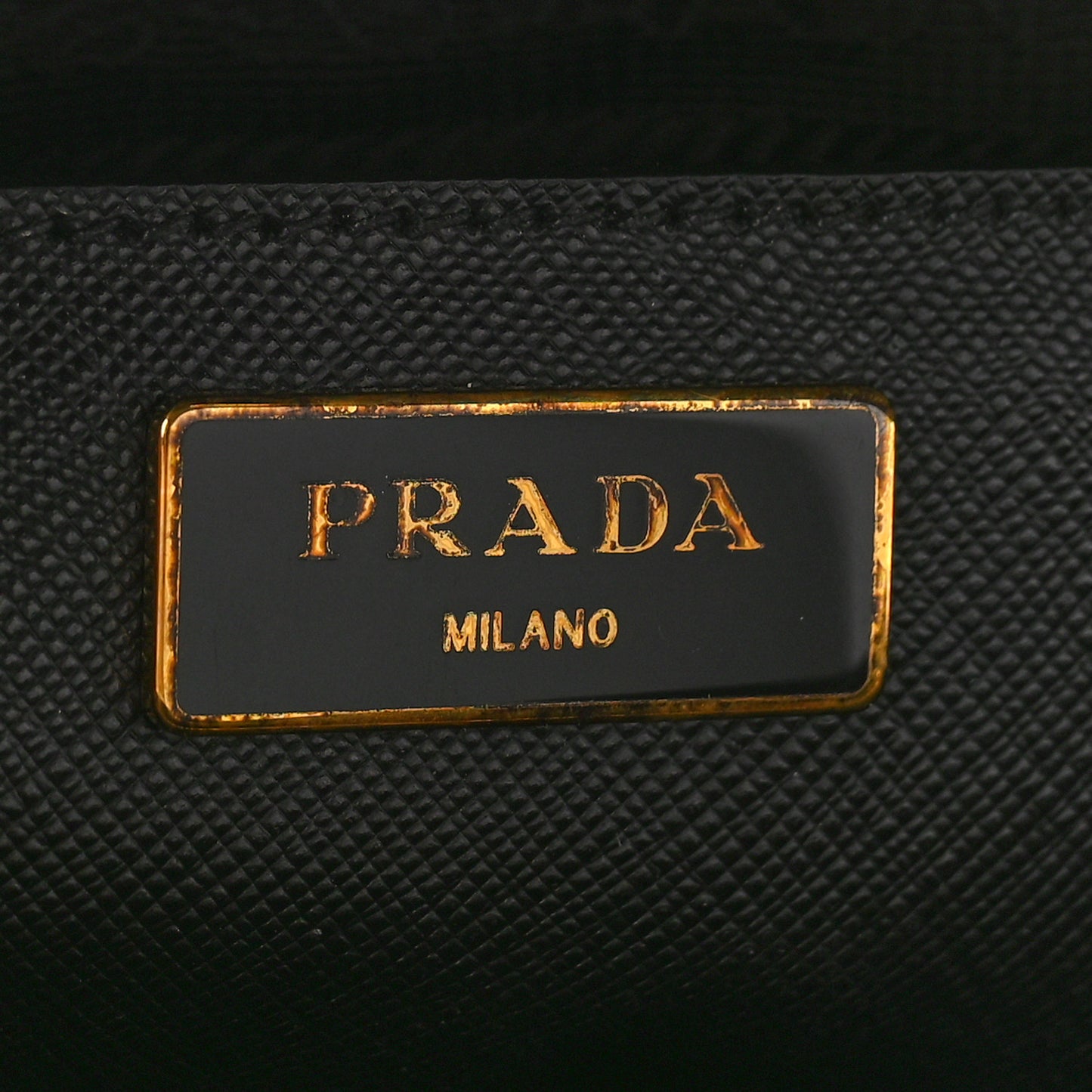 Saffiano Lux Medium Promenade Tote Black