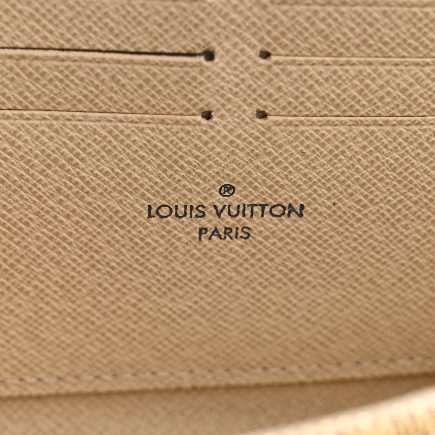 Louis Vuitton Damier Azur Zippy Wallet 6 of 10