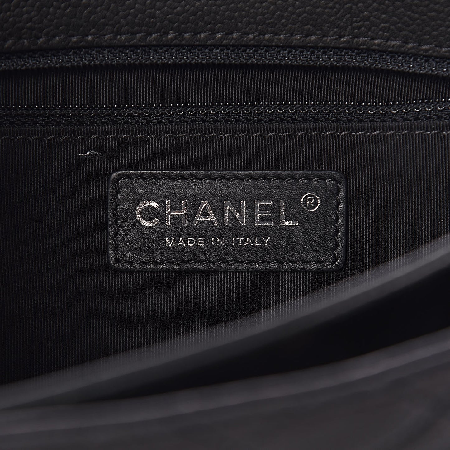 Caviar Quilted Medium Rock In Rome Single Flap Black