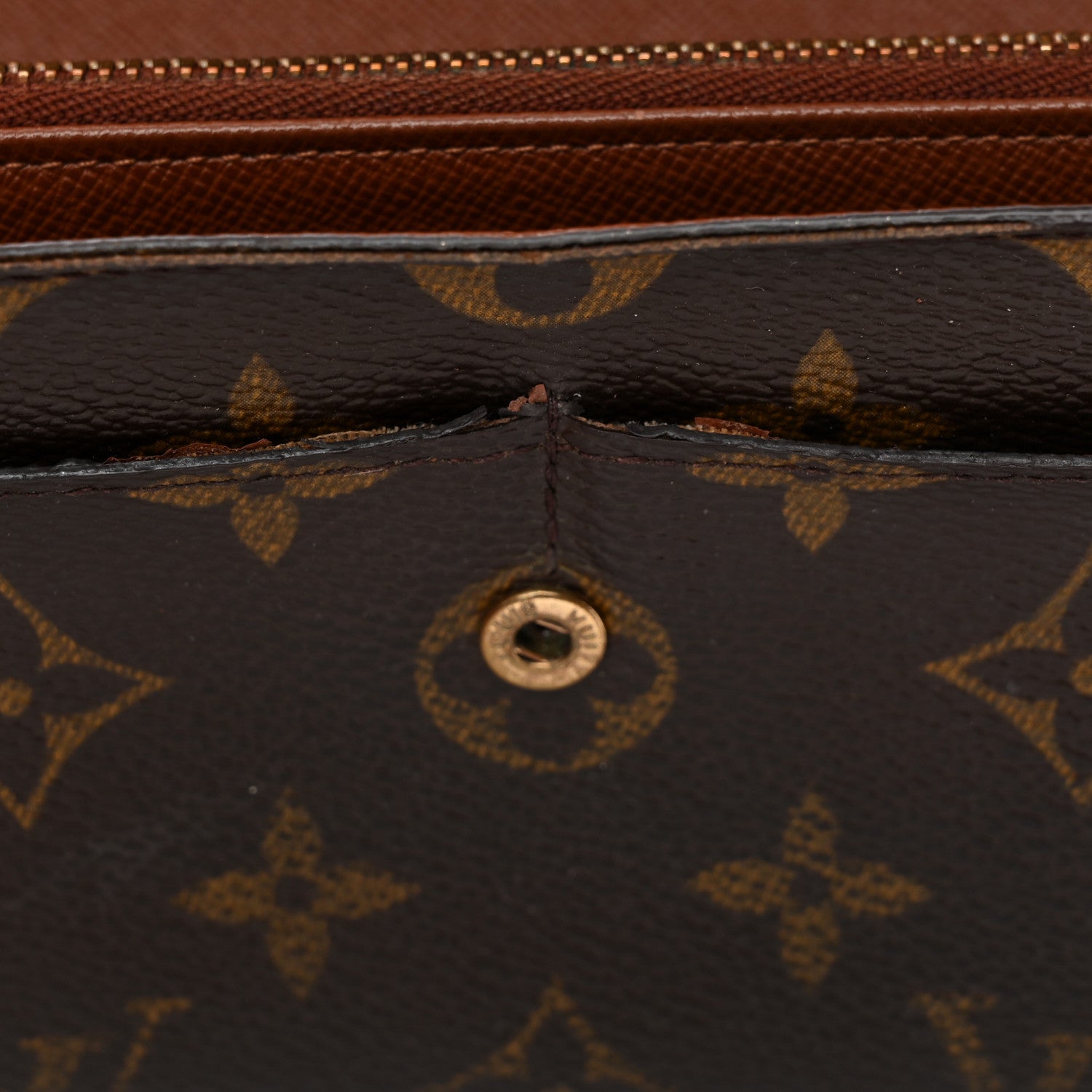Louis Vuitton Monogram Sarah Wallet 9 of 13